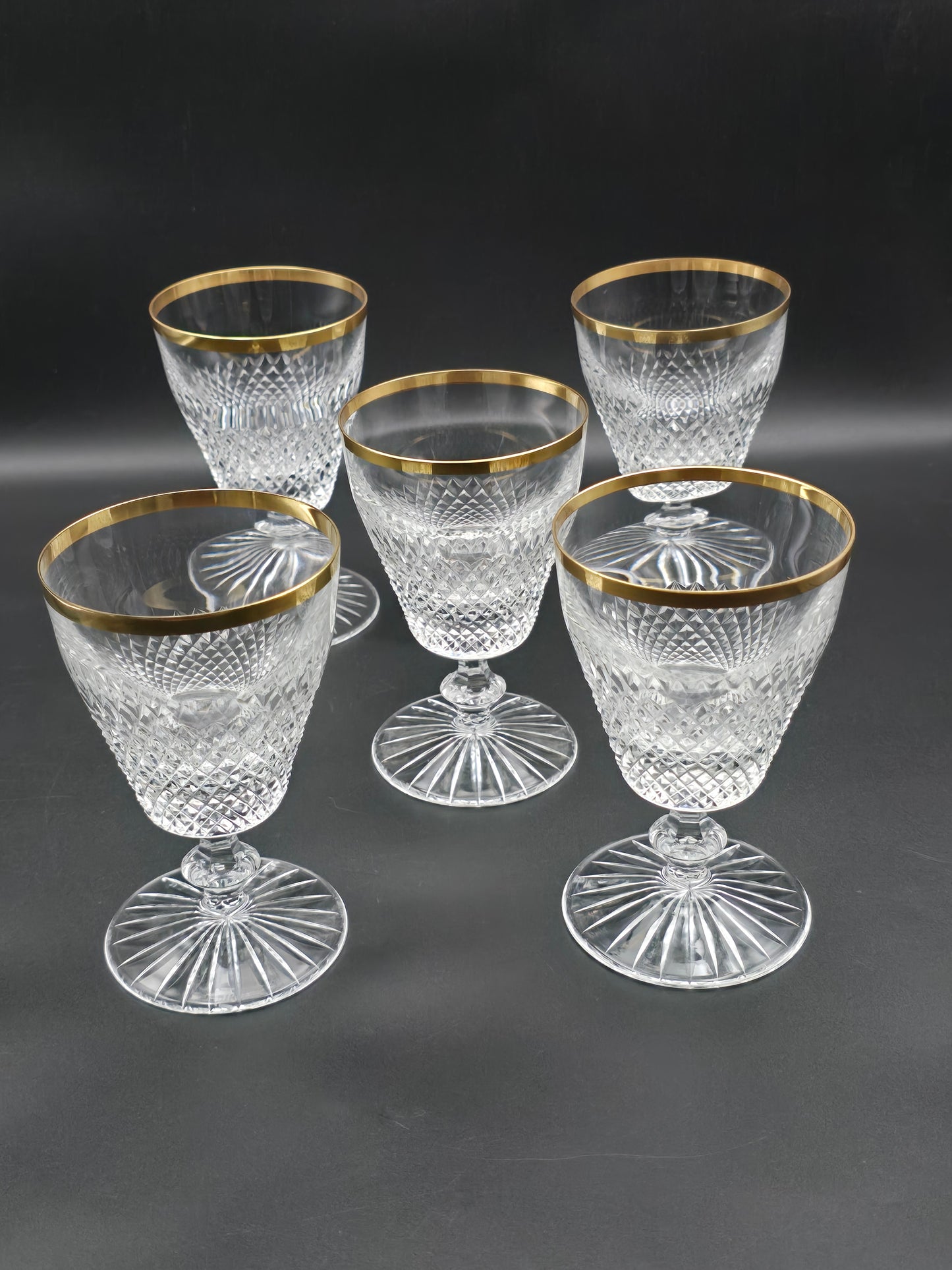 Set of 5 Beautiful Crystal wine Glasses with Gold coloured banding. 250ml. 13.5cm tall.