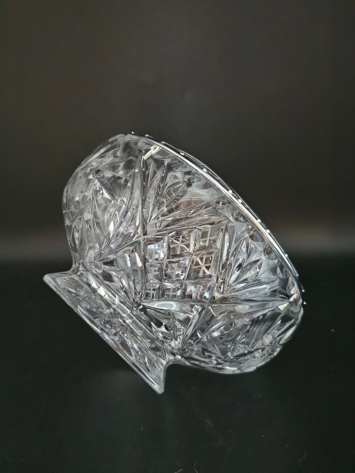 Stunning vintage Crystal Rose Bowl. 6"