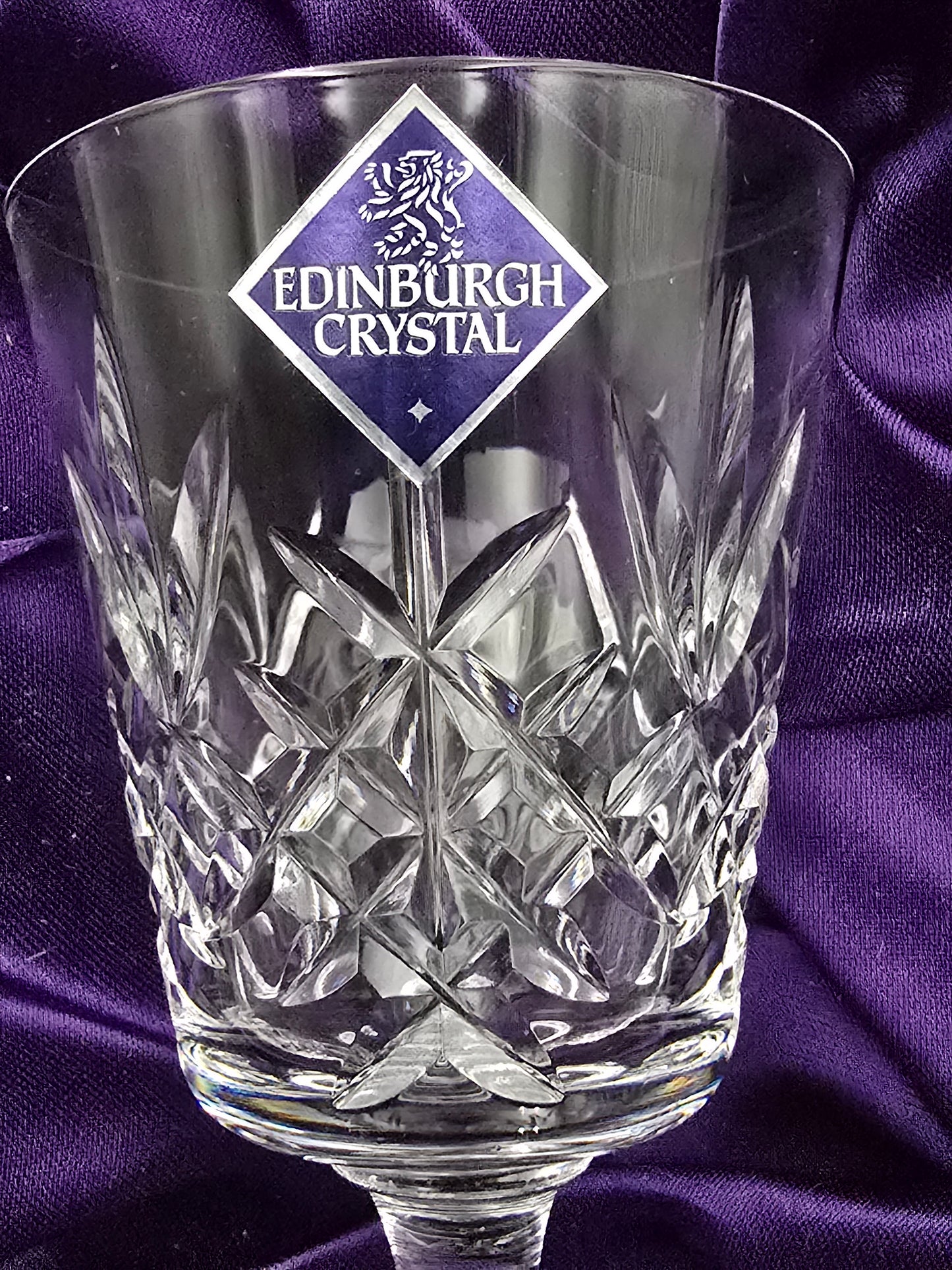 Set of 6 Edinburgh Crystal Lomond‑Pattern Port/Wine Glasses – Knopped Stem, Original Stickers & Box – 125 ml