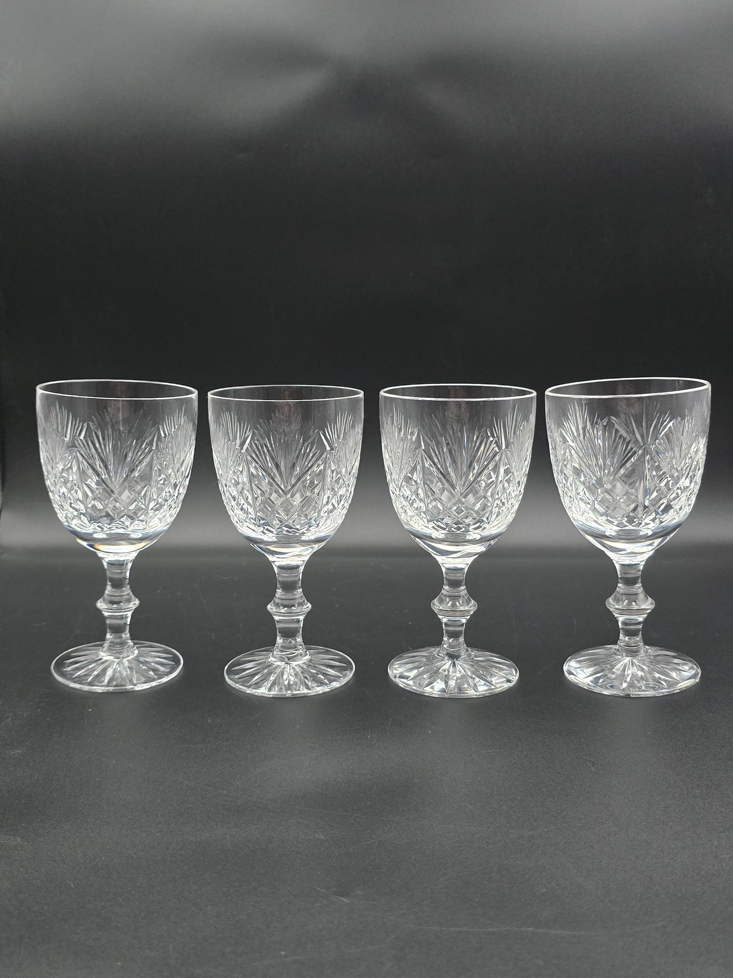 Set of 4 Edinburgh Crystal Iona Pattern 225ml.  14.5cm tall.