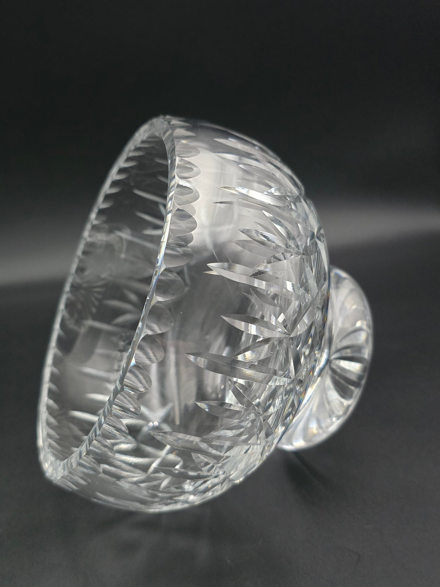 Vintage Mid-Century Cut Crystal Posy Bowl – Fan‑Style Base – 15 × 16 cm Sparkling Centrepiece