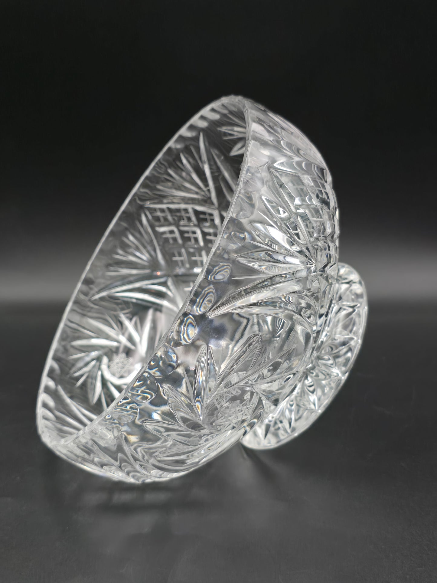 Bohemia Mayfair Lead Crystal Rose Bowl with Wire Frog – 20cm, Pinwheel Cut, Star Base, 1.7kg – Czech Republic