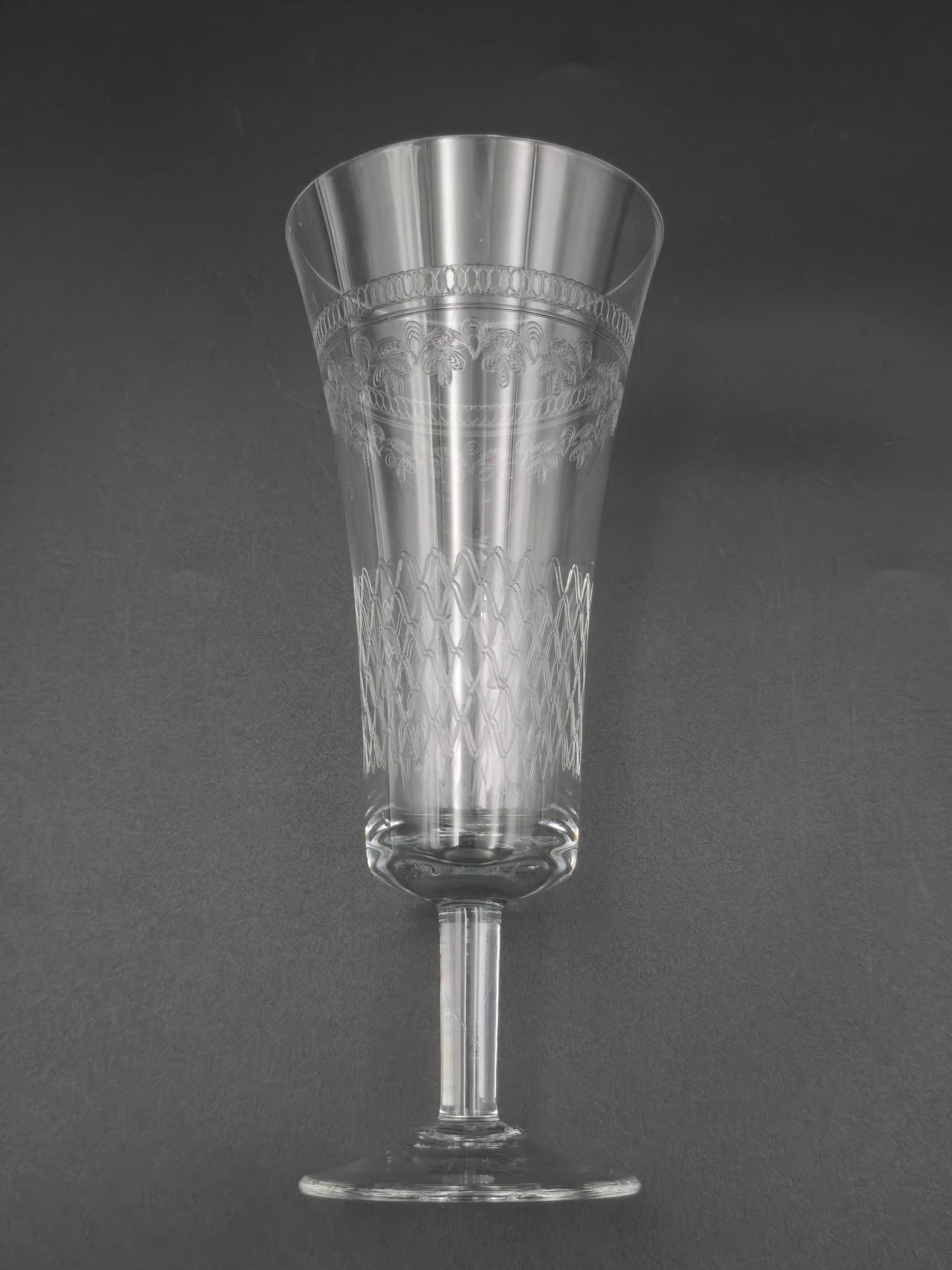 Lady Hamilton Pall Mall Edwardian Crystal Champagne Flutes – Set of 3 | Short Stem | 165ml | c.1910s – Antique Elegance