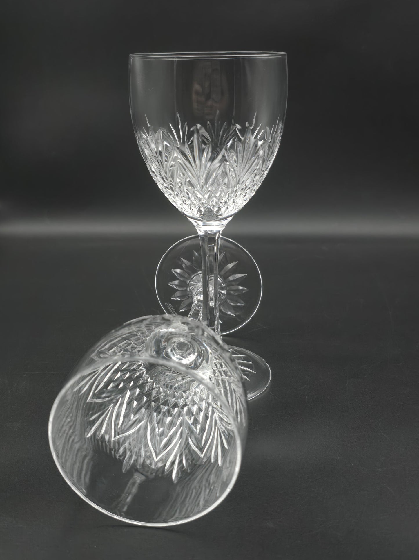 Pair of large Edinburgh Crystal Tweed Pattern wine glasses. 275ml boxed.