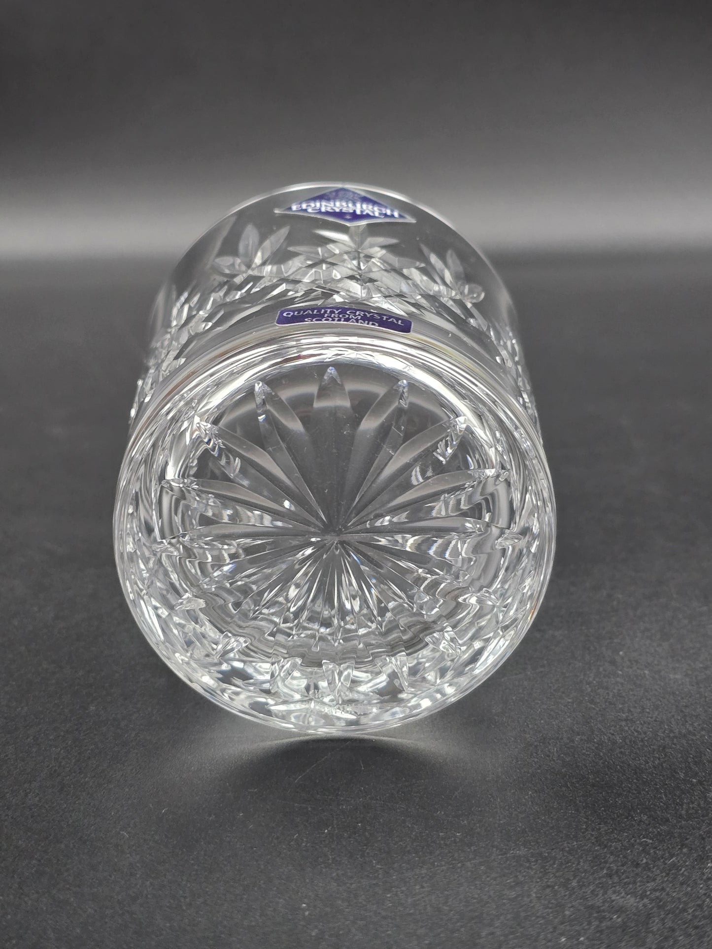 Set of 6 Vintage Edinburgh Crystal Lomond Pattern Crystal whisky tumblers. Boxed. 7oz