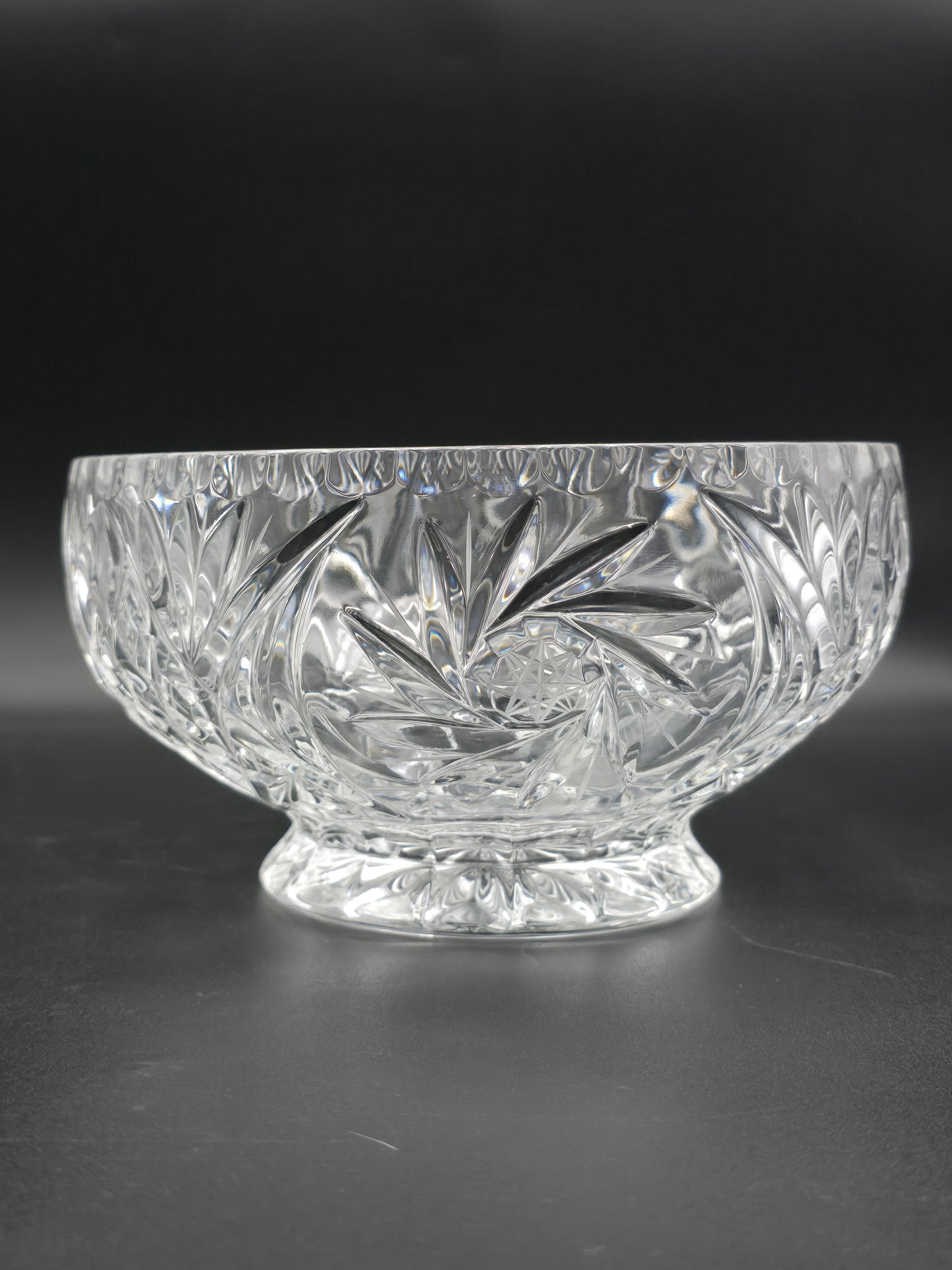 Bohemia Mayfair Lead Crystal Rose Bowl with Wire Frog – 20cm, Pinwheel Cut, Star Base, 1.7kg – Czech Republic