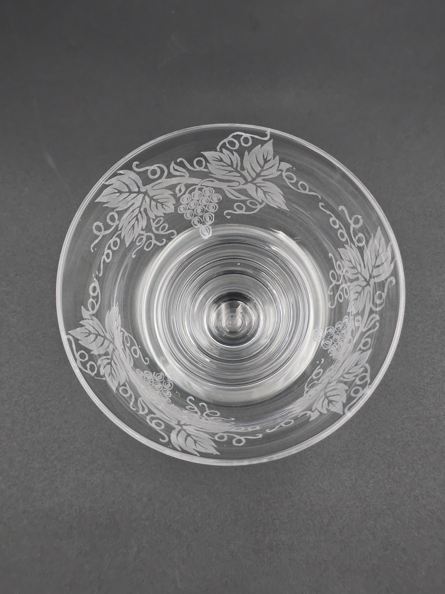 Set of 6 Crystal sundae or grapefruit bowls featuring floral etching