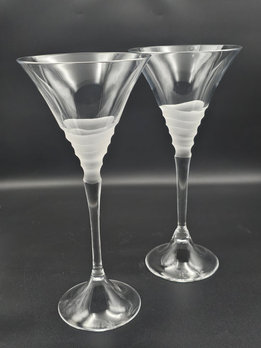 Pair of Edinburgh Crystal Infinity Cocktail flutes designed by Jessamy Kelly 300ml 26cm tall