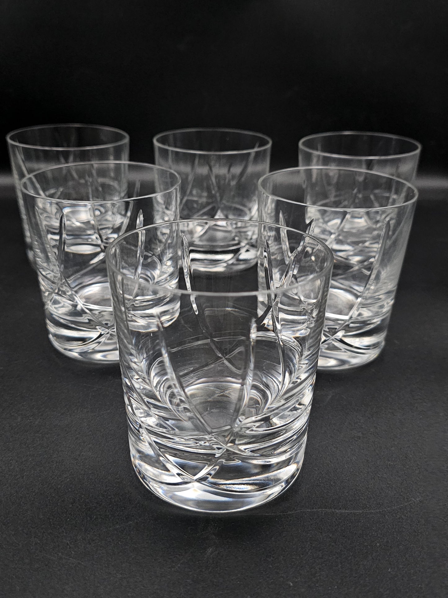 Set of 6 Heavy bottomed Crystal tumblers. 10oz