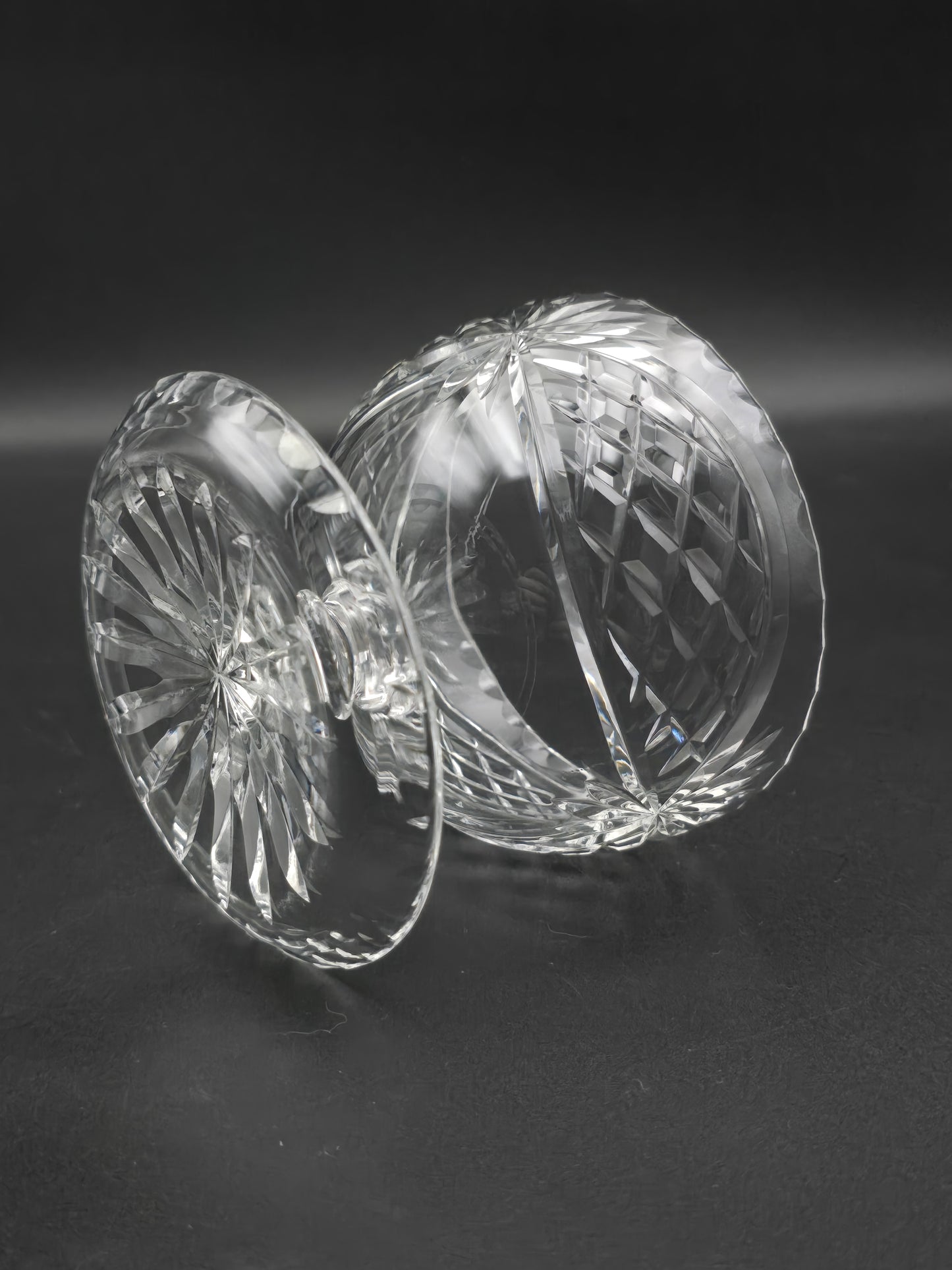 Beautiful vintage set of 6 Lipped Crystal starter or dessert saucer bowls