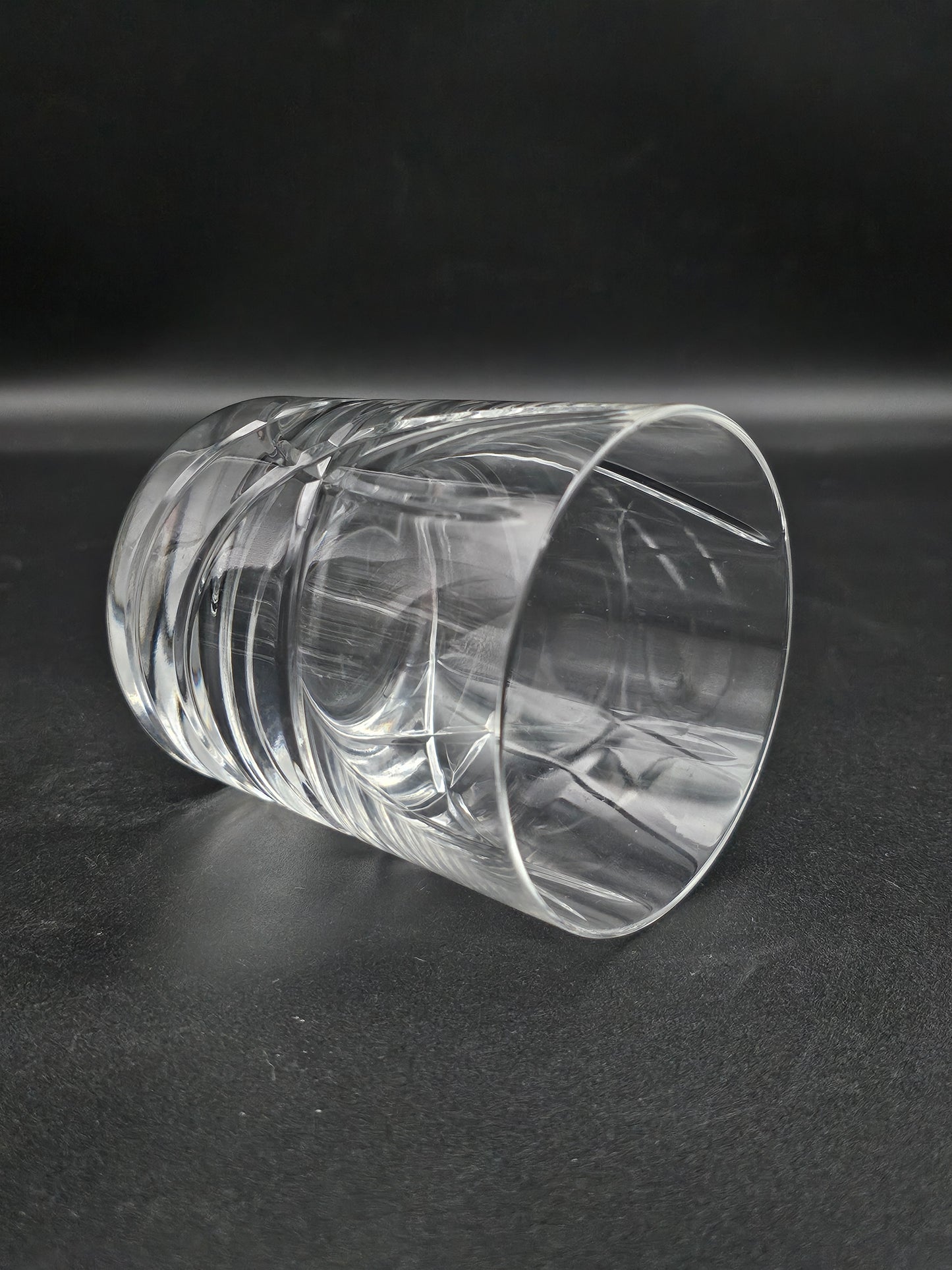 Set of 6 Heavy bottomed Crystal tumblers. 10oz