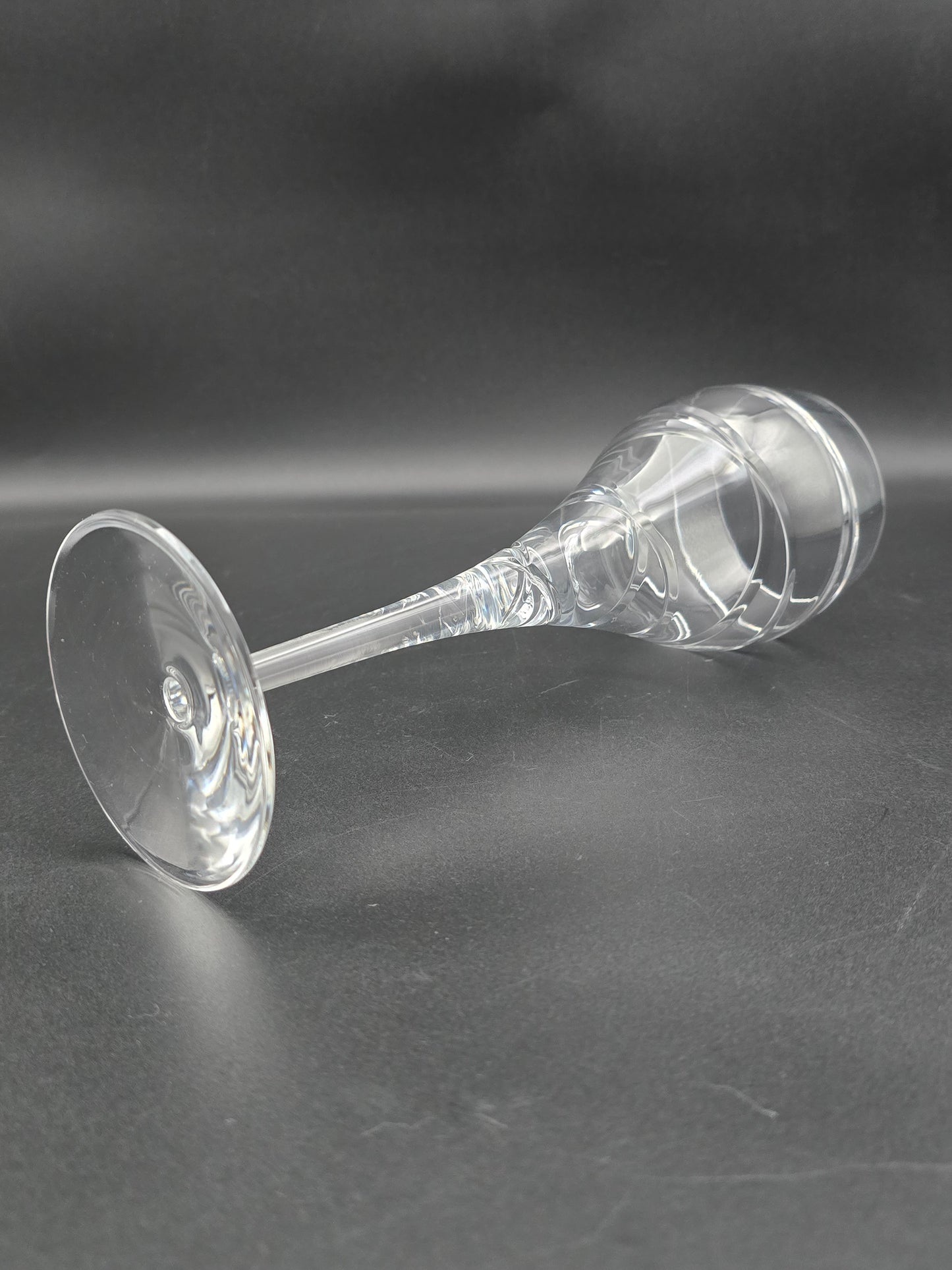 Set of 4 Large Crystal Wine Glasses 350ml 25cm tall.