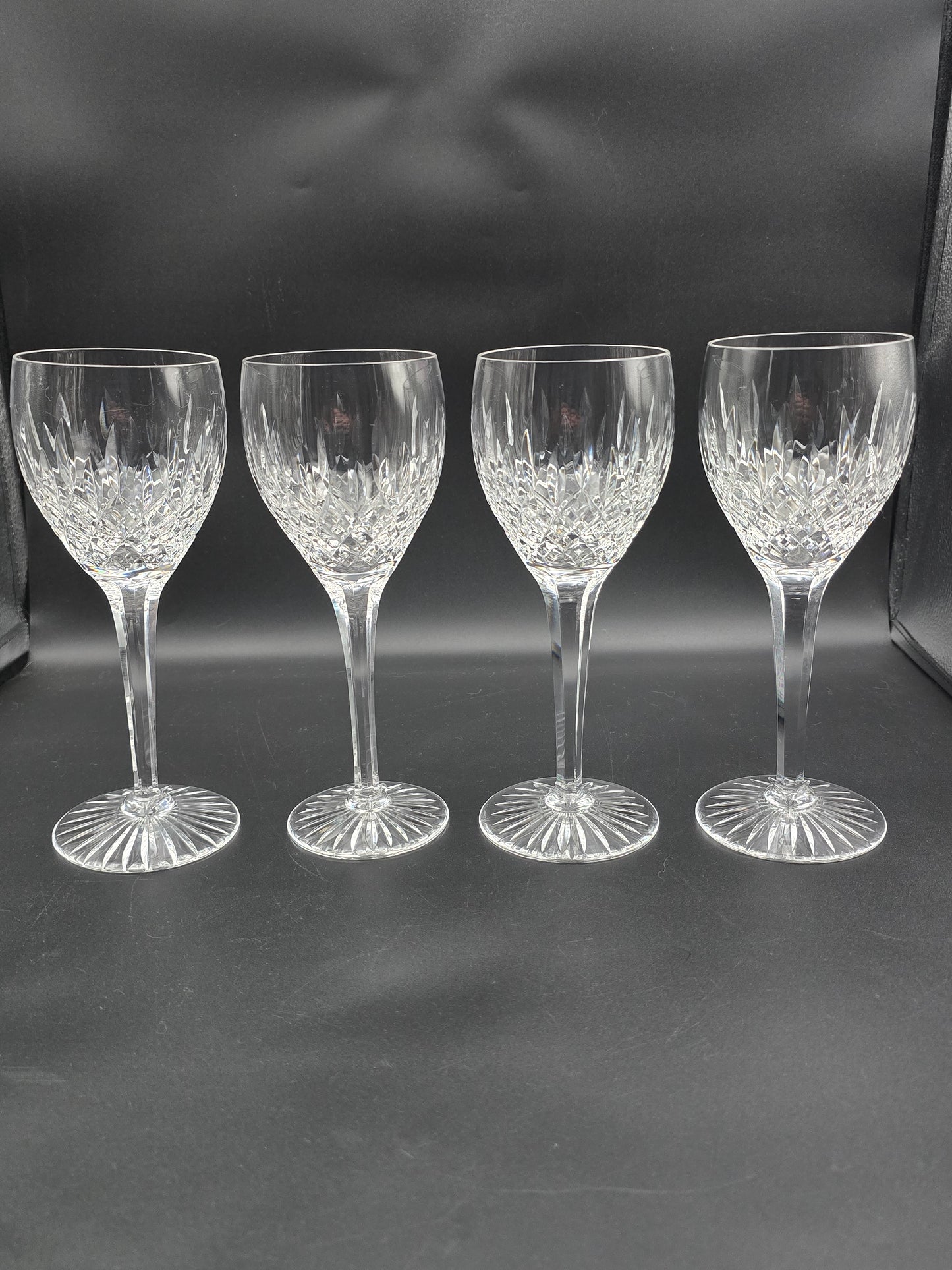 Set of 4 Large Stuart Crystal Shaftesbury pattern wine glasses 225ml