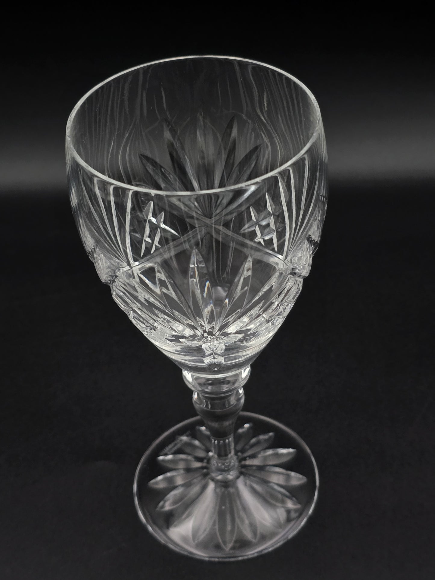 Single Edinburgh Crystal Sterling Pattern Wine Glass 200ml – Knopped Stem, Star Base.