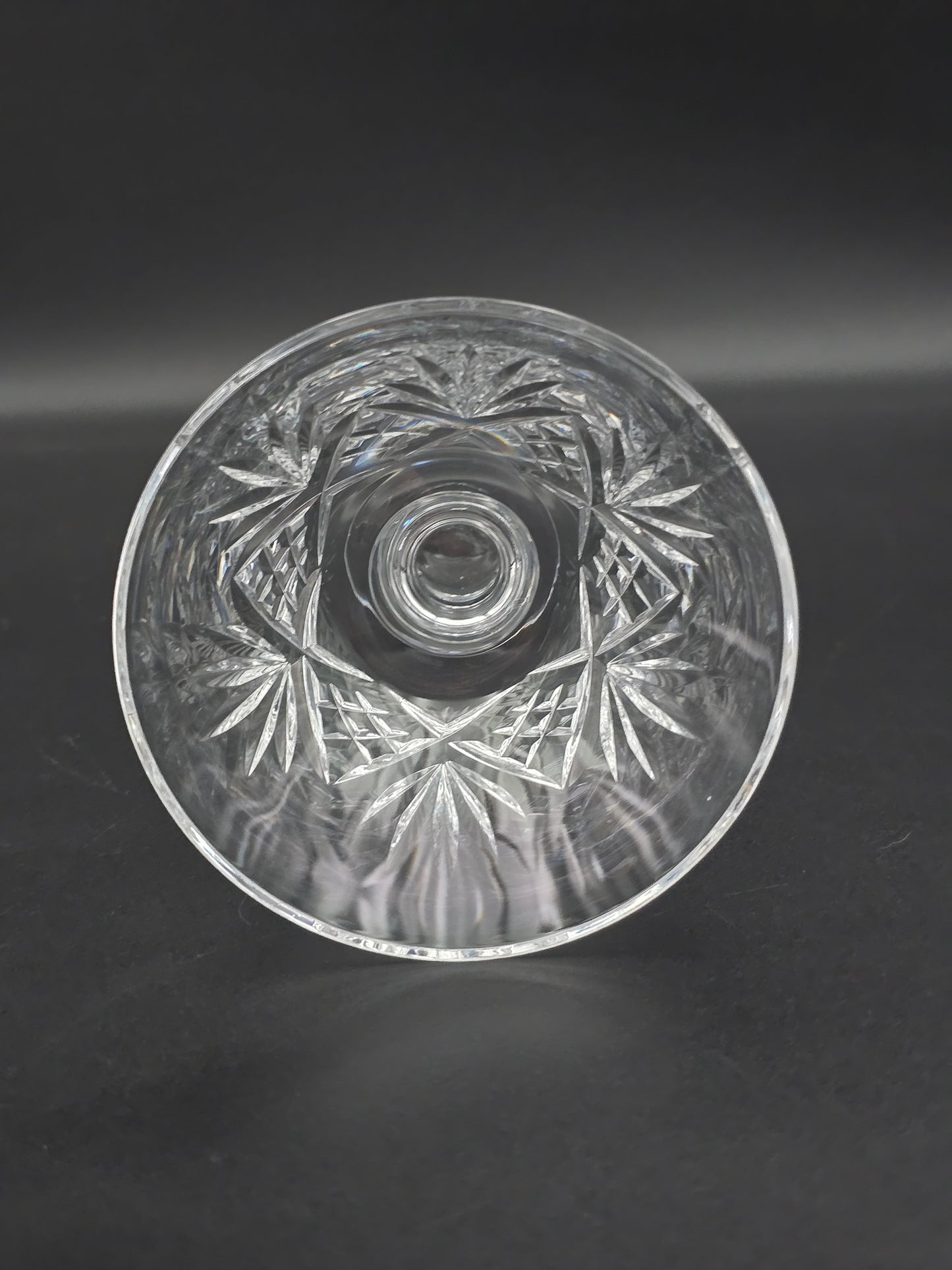 Set of 5 large Crystal champagne coupes. 200ml. 12cm tall