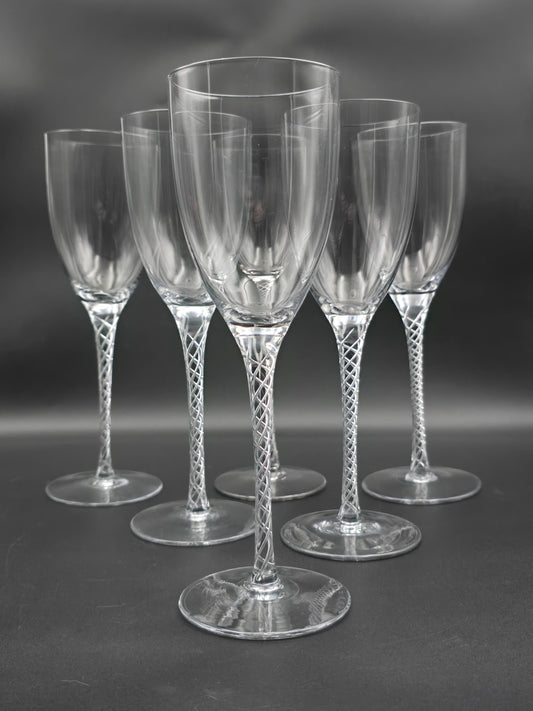 Set of 6 large air twist long stemmed Wine glasses 330ml 23.5cm tall.