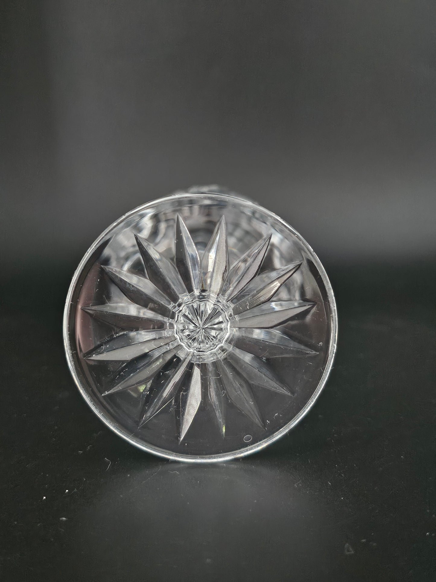 Beautiful cut Single Crystal Wine Glass. 150ml