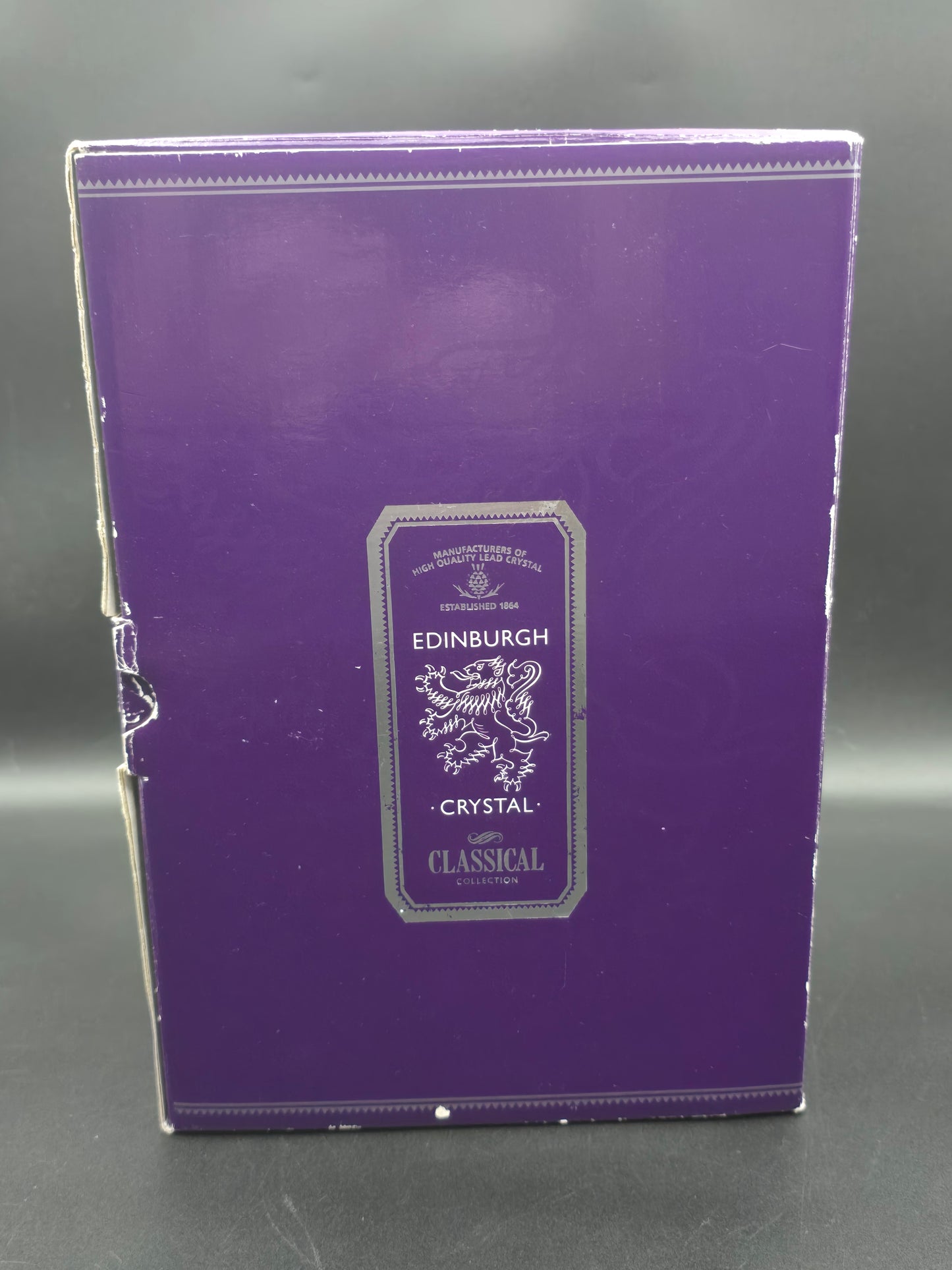 Pair of large Edinburgh Crystal Tweed Pattern wine glasses. 275ml boxed.