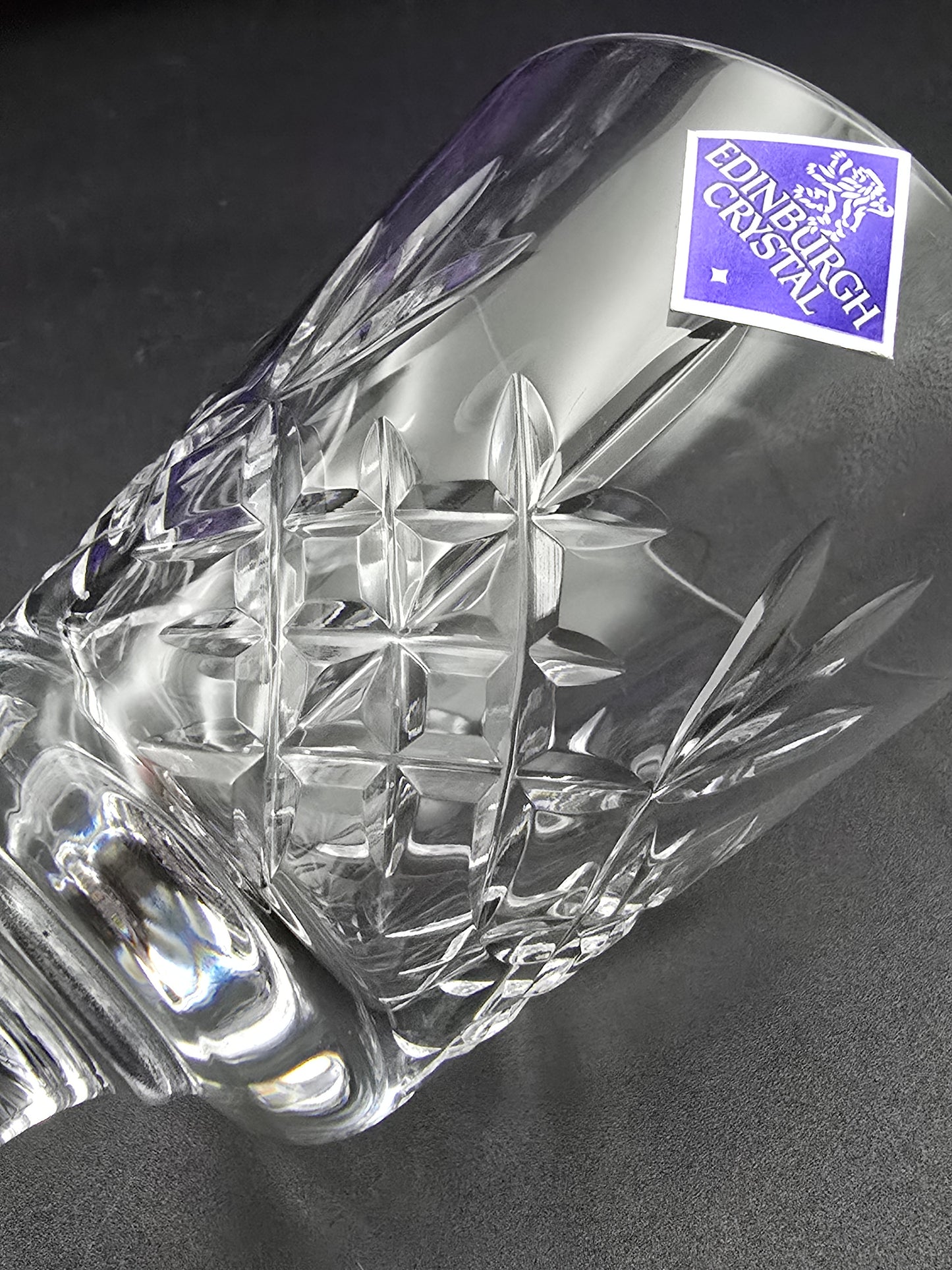 Set of 6 Edinburgh Crystal Wine Glasses – Lomond Pattern – Boxed – 200ml – Knopped Stem – Made in Scotland