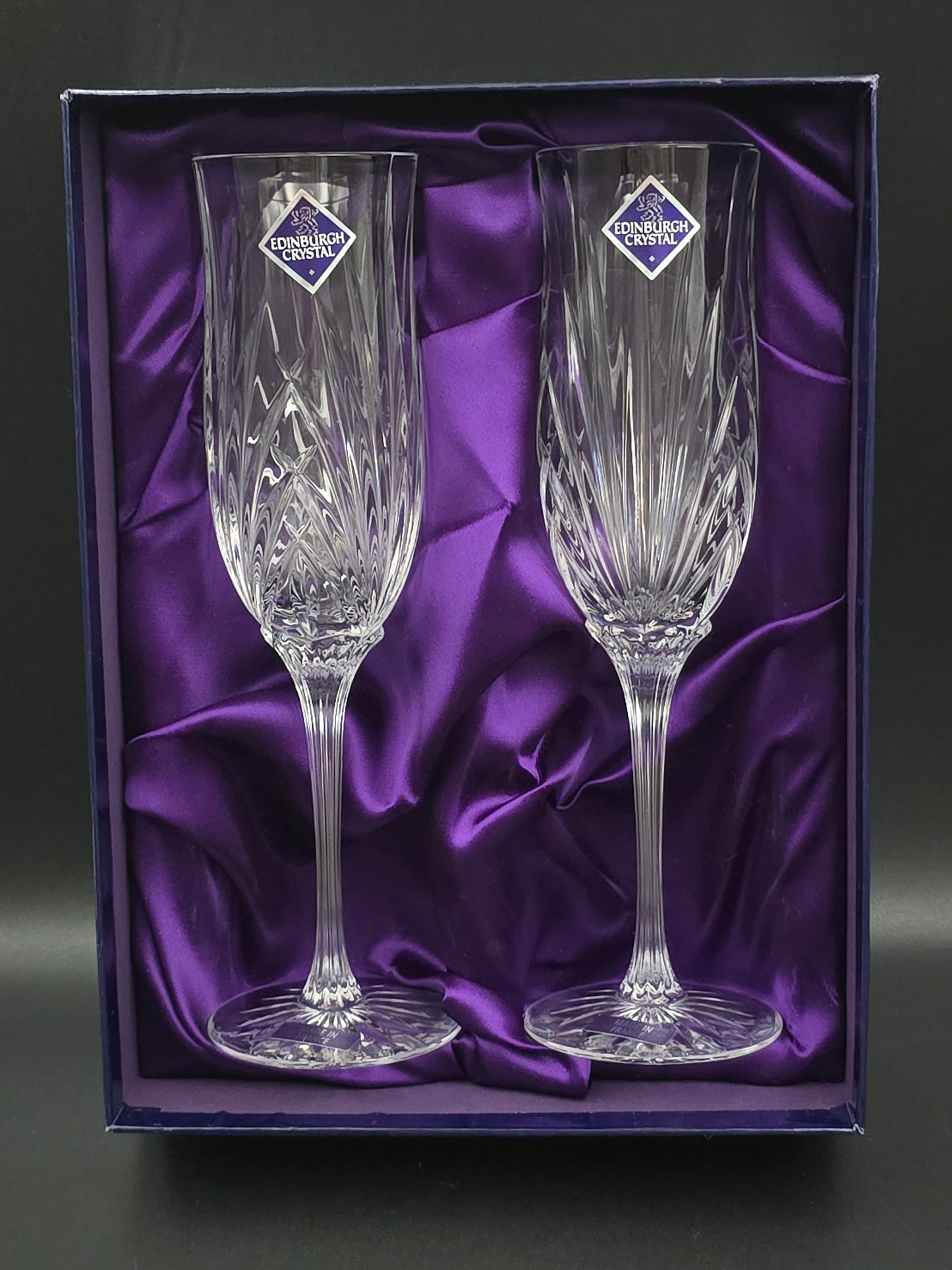 Pair of Edinburgh Crystal Champagne Flutes. 160ml. Boxed