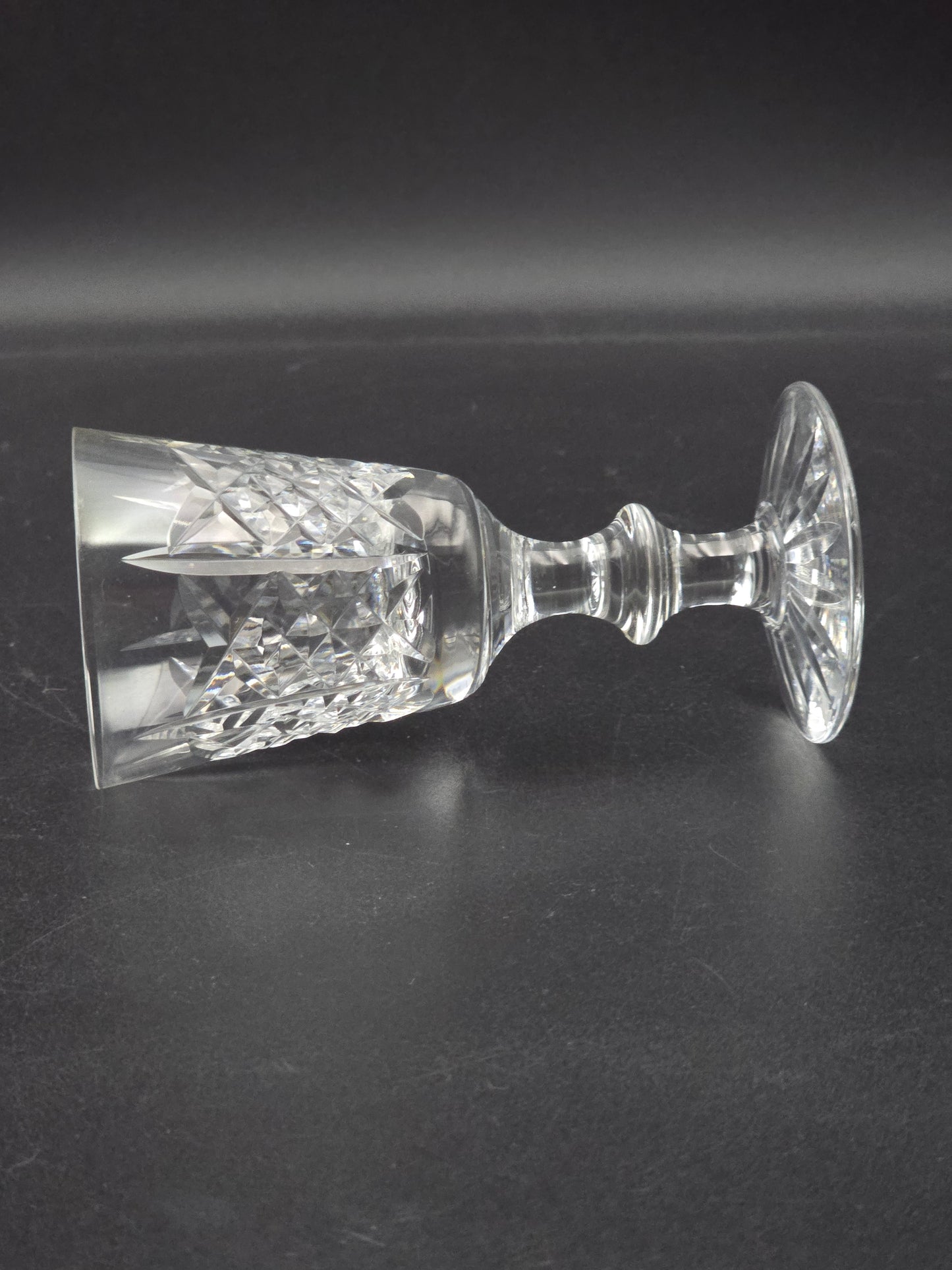 Set of 4 Edinburgh Crystal Highland pattern Crystal sherry or liqueur glasses 75ml. 11.5cm tall