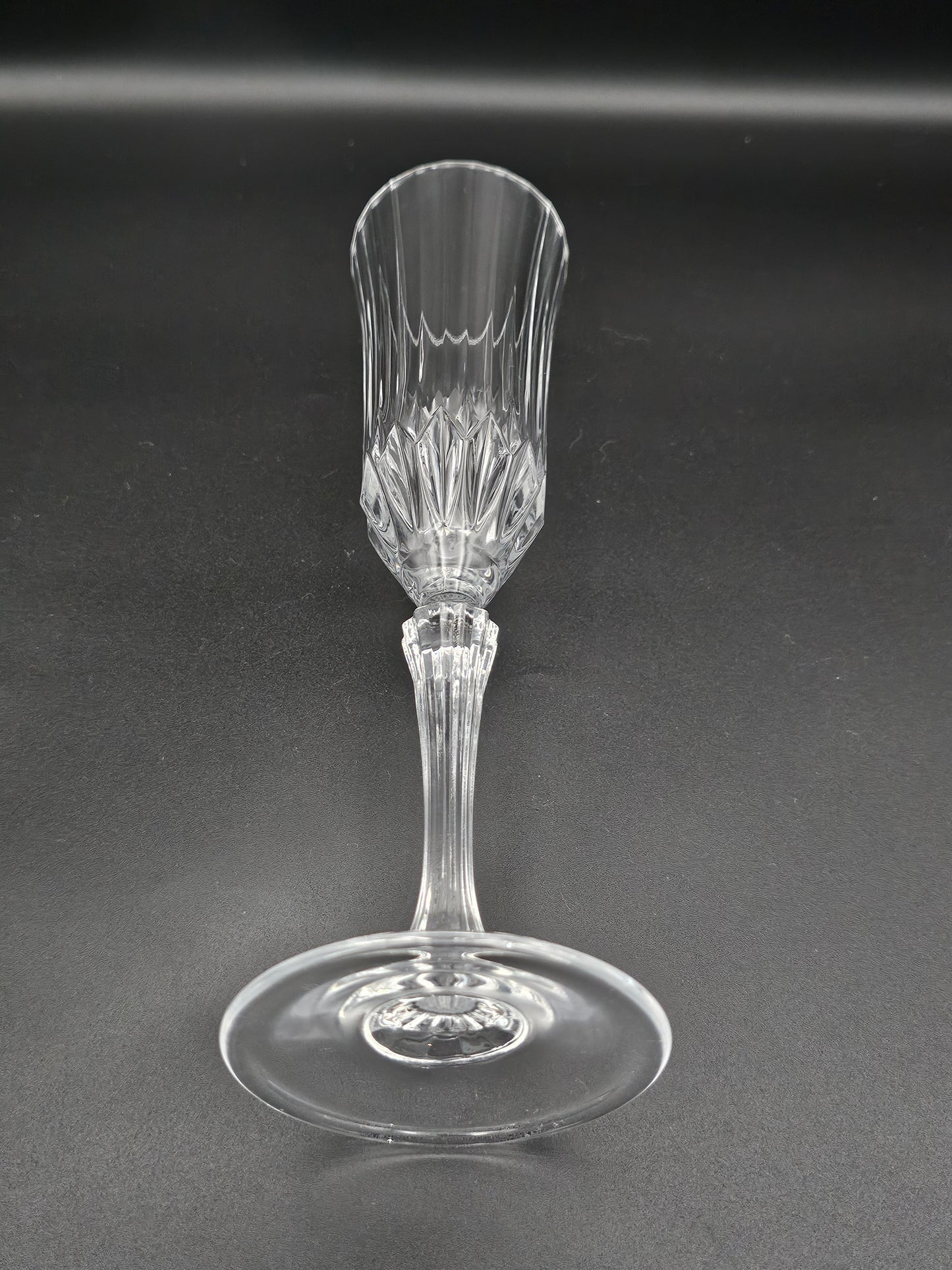 Set of 6 Vintage tall Crystal Champagne Flutes. 24.5cm