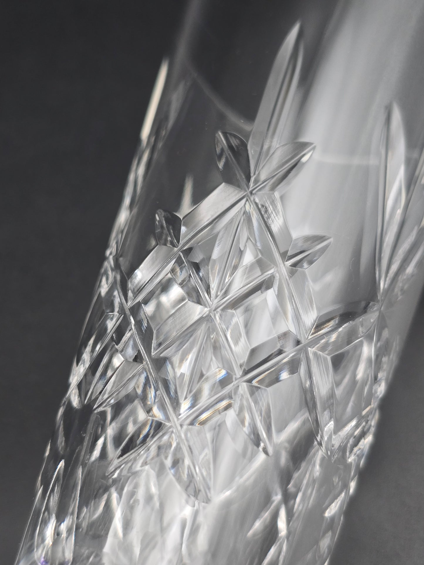 Pair of Edinburgh Crystal Lomond Pattern Crystal Champagne Flutes. 150ml. 19.5cm tall. Boxed.