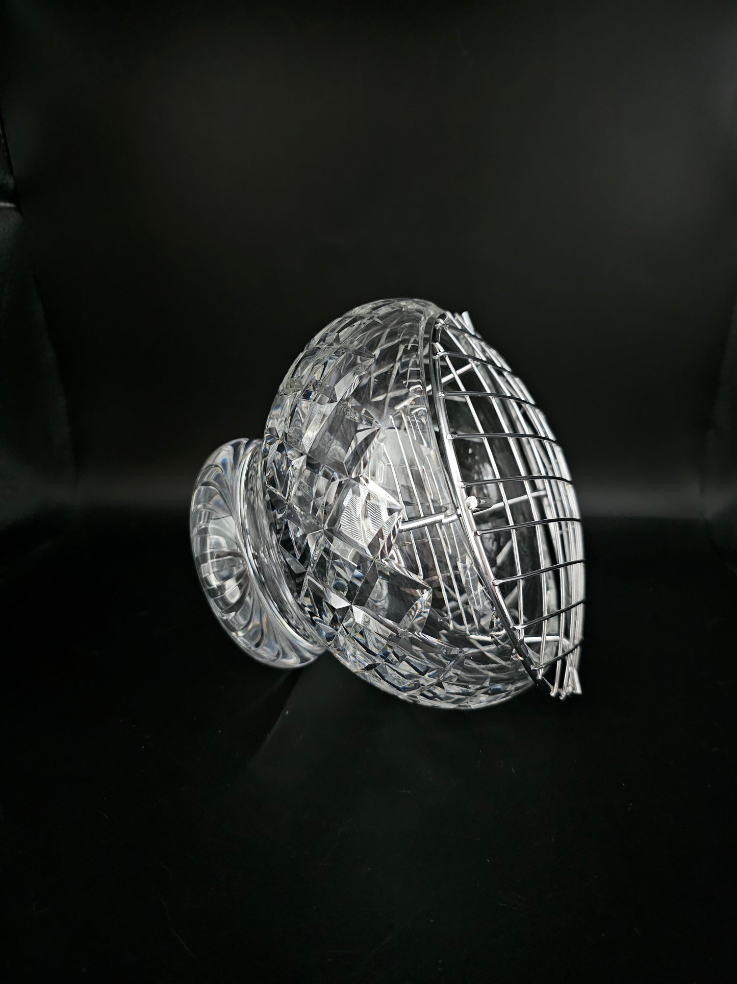 Stunning Vintage Crystal Rose Bud posy bowl. 15cm