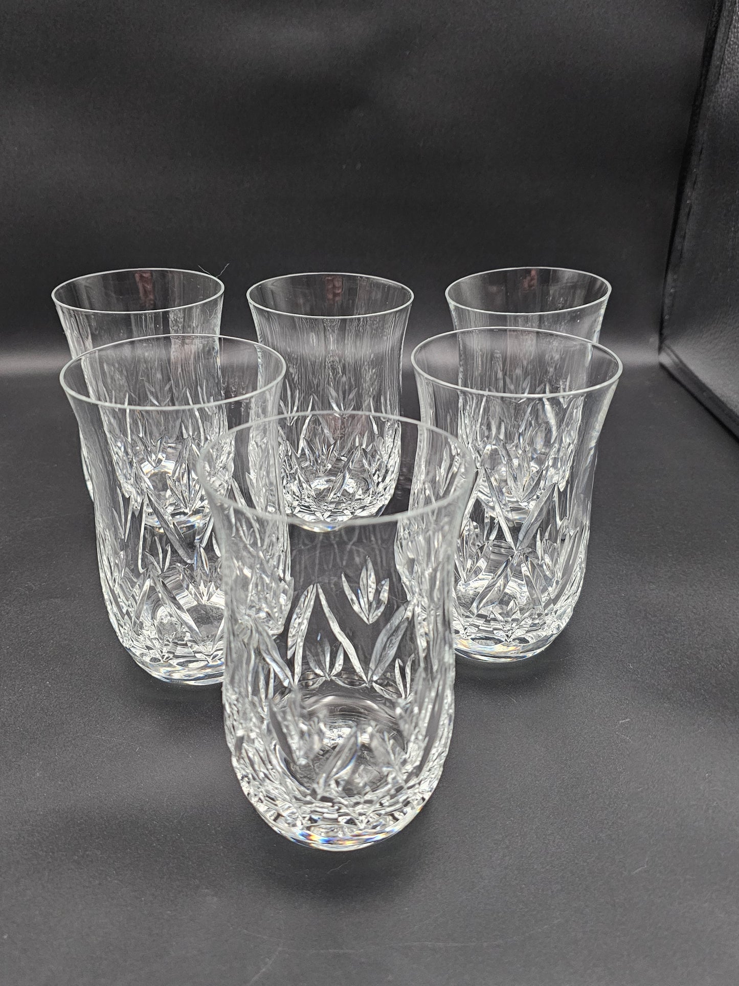 Set of 6 Crystal Tumbler glasses 350ml ideal for juice or water.