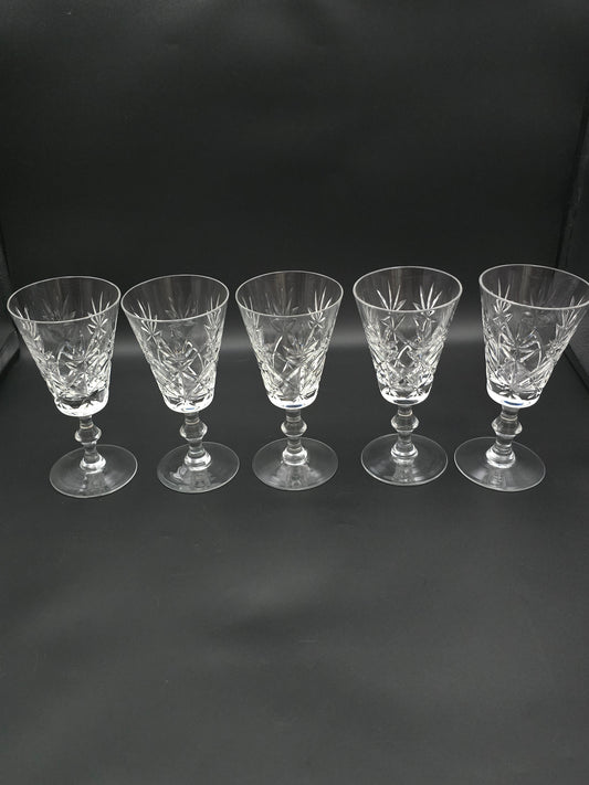 Set of 5 Crystal glass wine glasses. 200ml. 16cm tall