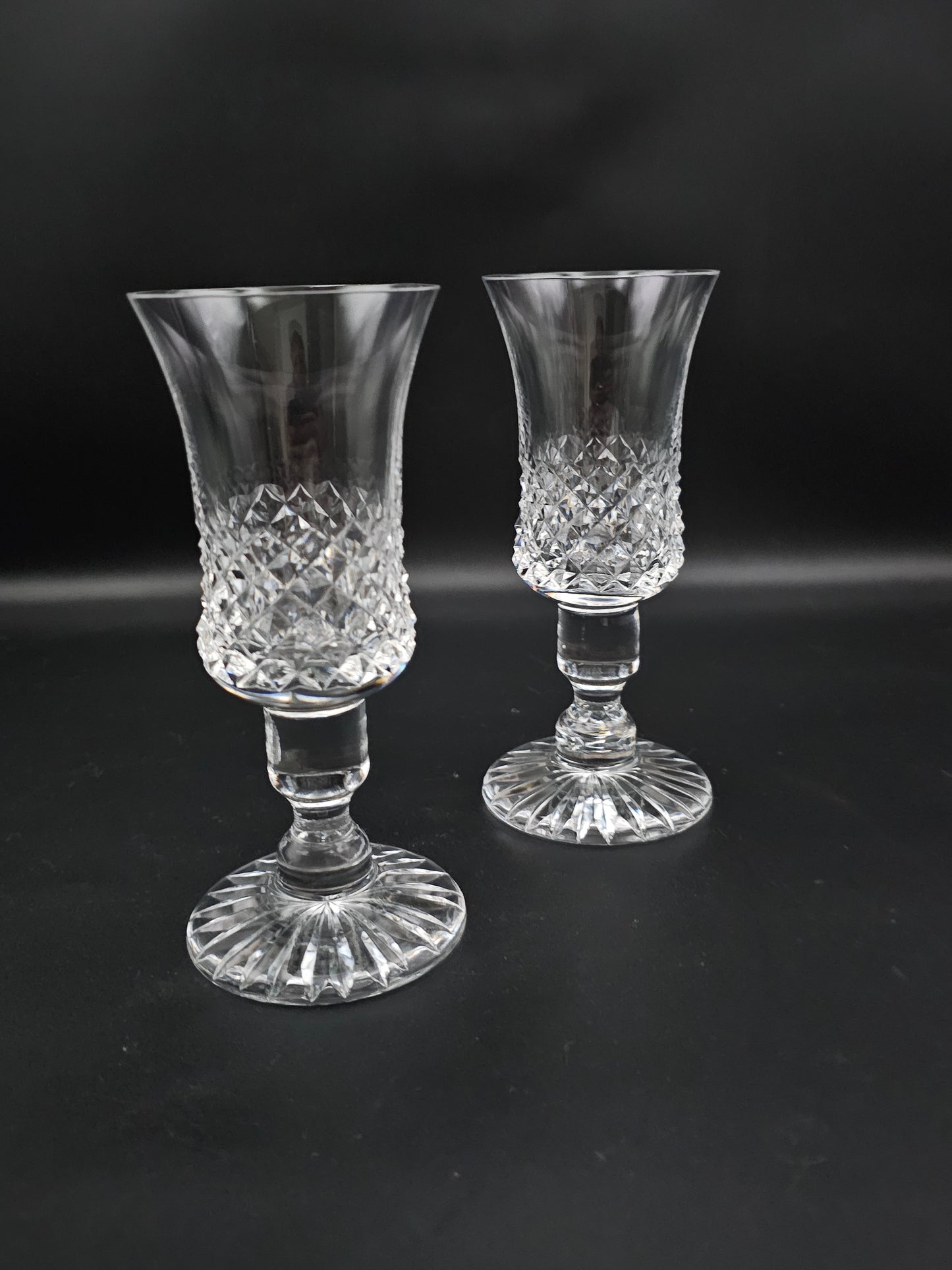 Pair (3) of stunning footed crystal drinking glasses 150ml