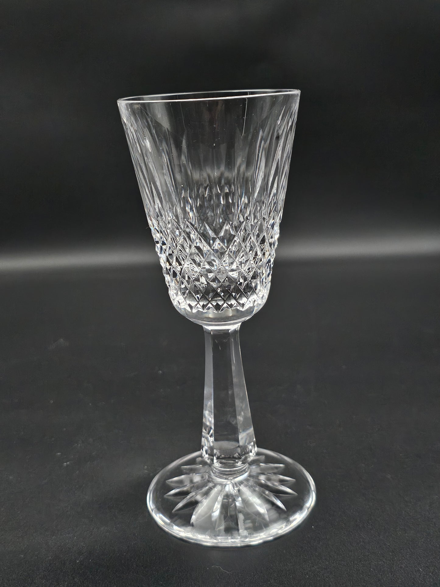 Claddagh (Older, Square Bowl)
by Galway Crystal set of 6 Sherry or Liqueur glasses. Ideal for a Baileys.