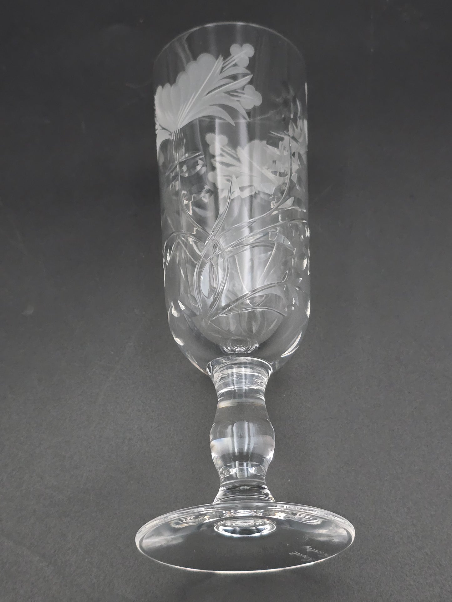 Set of 6 Royal Brierley Honeysuckle Crystal Champagne Flutes. 175ml. 17cm tall
