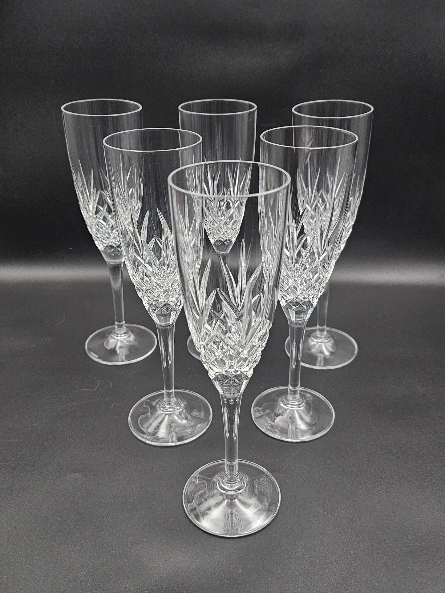 Beautiful set of 6 Classic Crystal Champagne Flutes 175ml 21cm tall