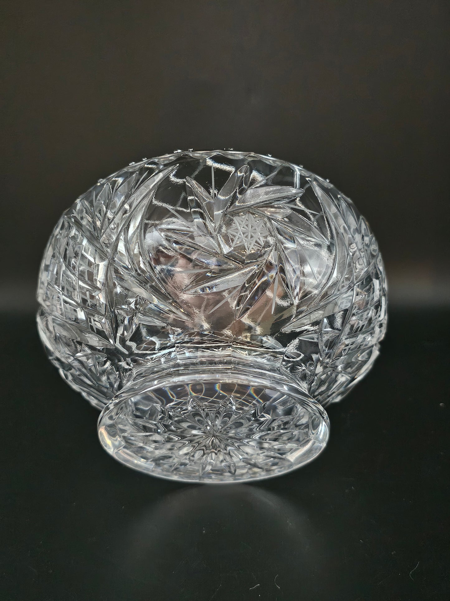 Stunning vintage Crystal Rose Bowl. 6"