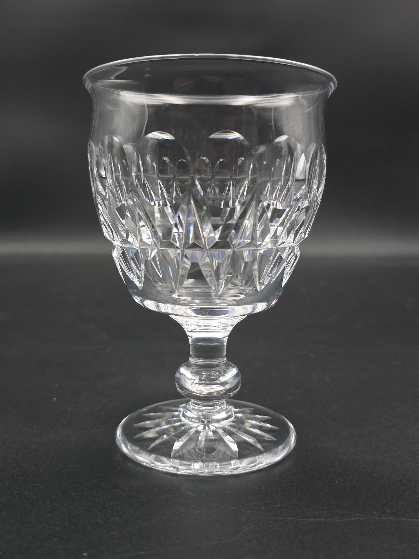 Set of 6 Tudor English Crystal Large wine goblets 250ml Raleigh Pattern.