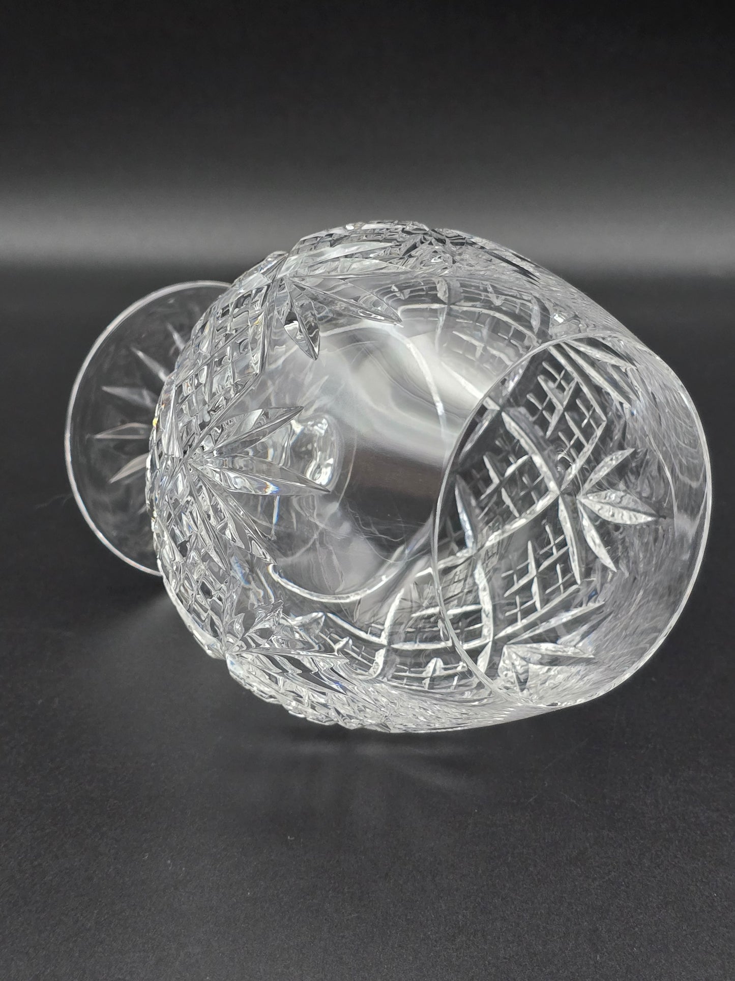 Set of 4 fine English Crystal large Brandy Balloons. 15oz