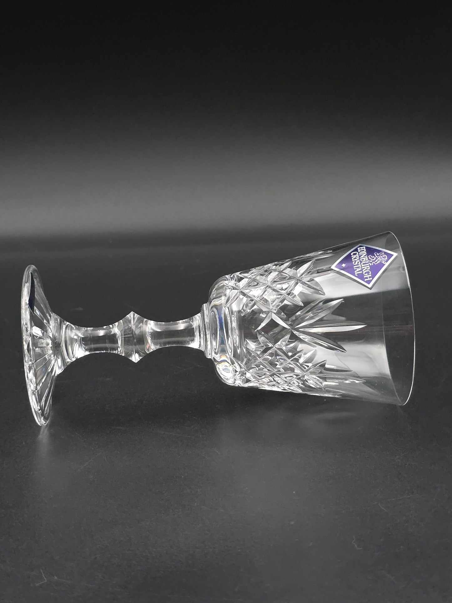 Set of 6 Edinburgh Crystal Lomond‑Pattern Port/Wine Glasses – Knopped Stem, Original Stickers & Box – 125 ml