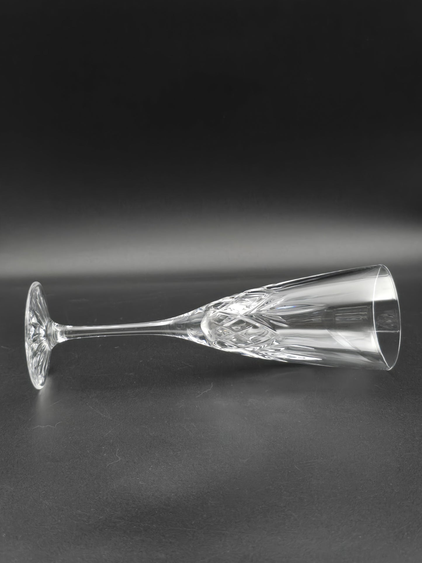 Edinburgh Crystal Romeo Champagne Flute | 200ml | Made in Scotland | Tall Cut Crystal Glass | Wedding Toast | Vintage Crystal