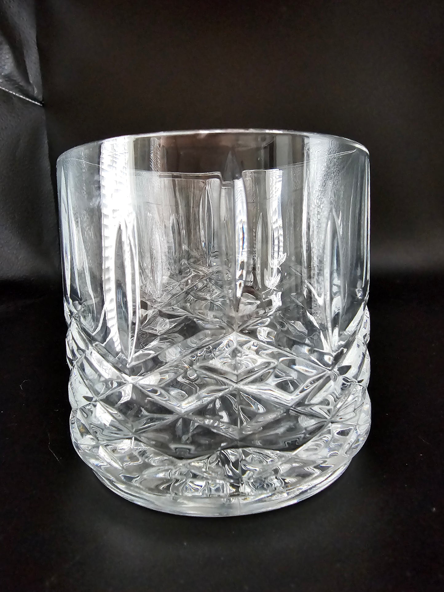 Marquis by Waterford Pair of Crystal Tumblers. Ideal for Whisky, Gin, Vodka or Rum. 12oz