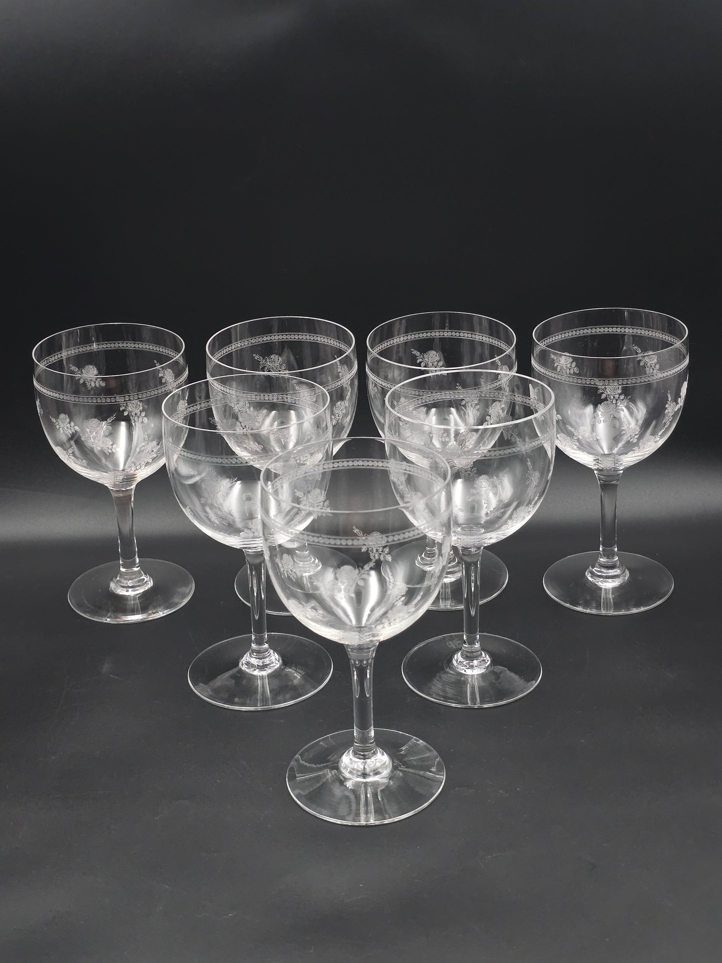 Antique Baccarat “Seme de Roses” Crystal Wine Glasses – Set of 7 Large 350ml Etched Rose Pattern Goblets c.1900 France