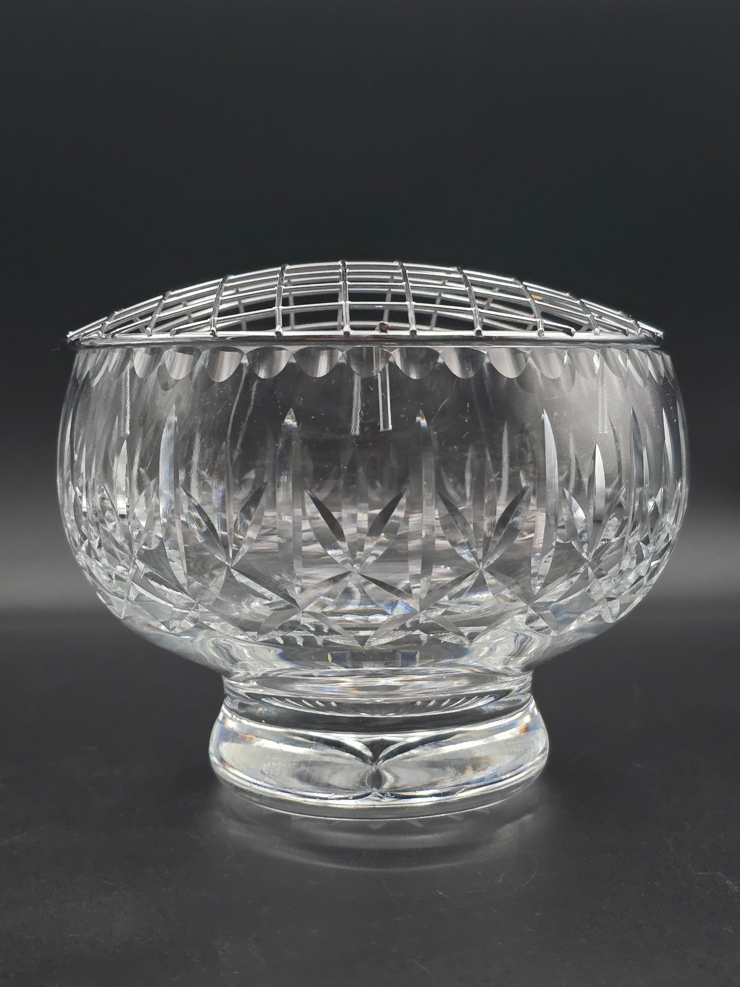 Vintage Mid-Century Cut Crystal Posy Bowl – Fan‑Style Base – 15 × 16 cm Sparkling Centrepiece
