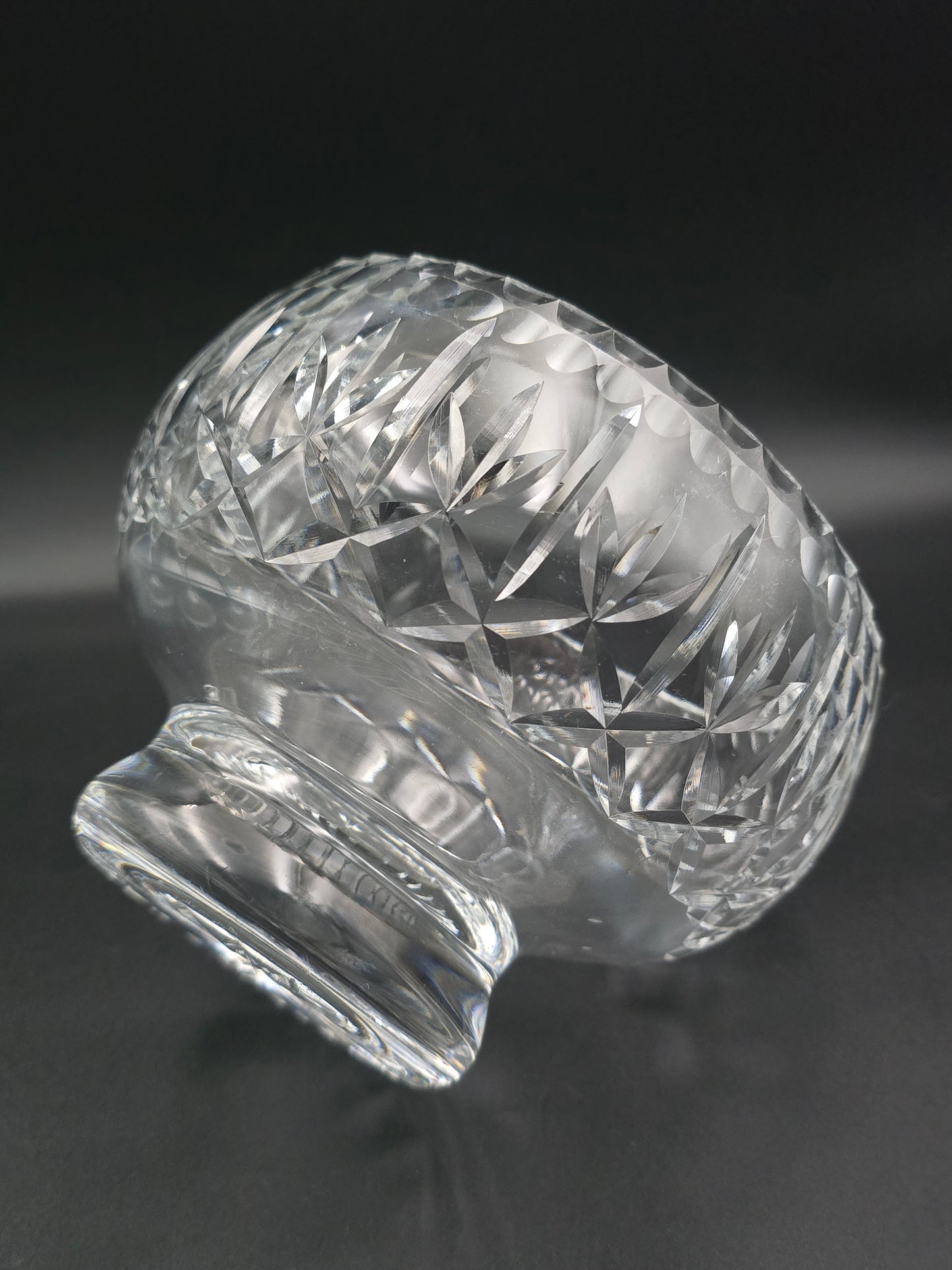Vintage Mid-Century Cut Crystal Posy Bowl – Fan‑Style Base – 15 × 16 cm Sparkling Centrepiece