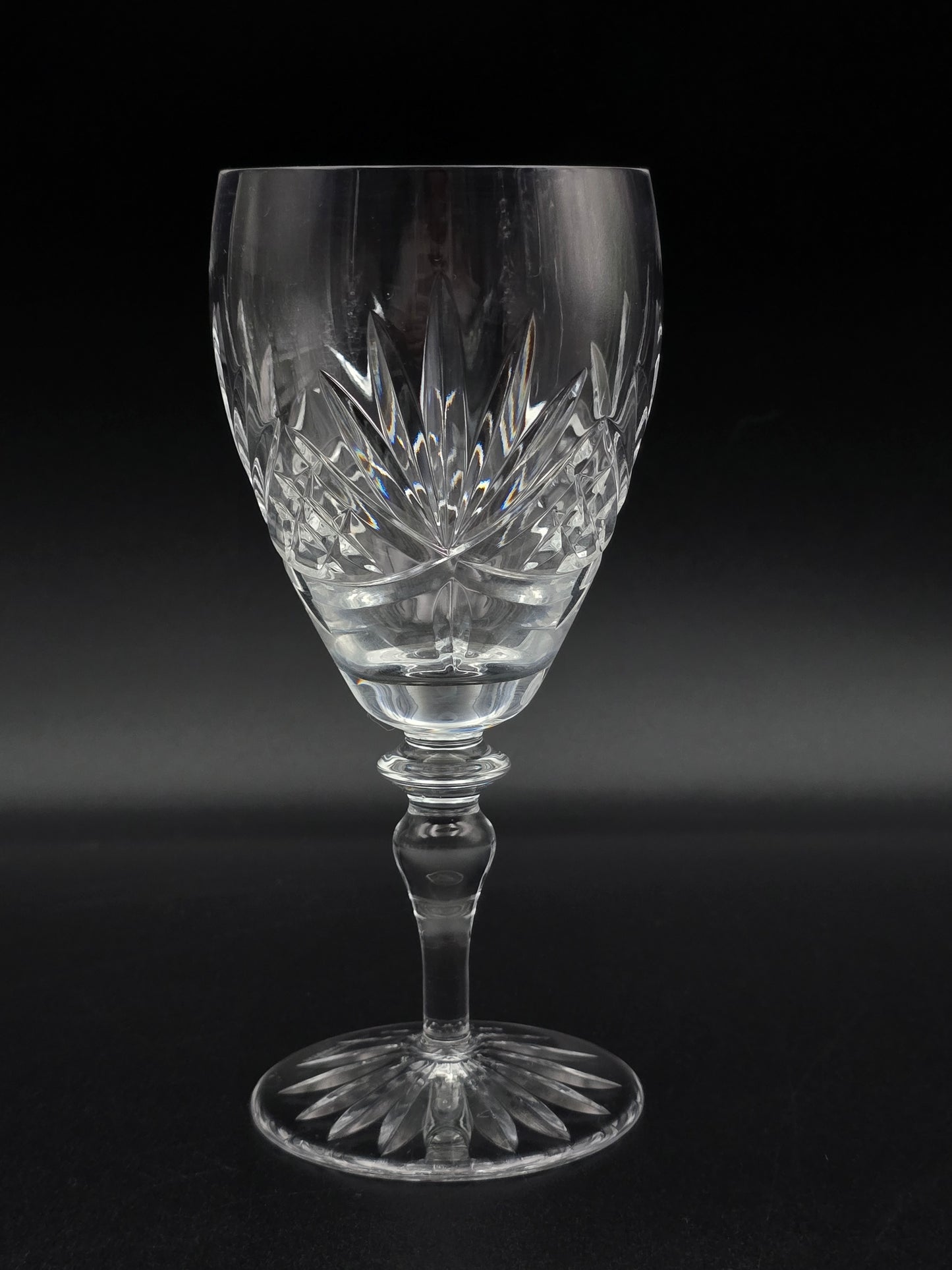 Single Edinburgh Crystal Sterling Pattern Wine Glass 200ml – Knopped Stem, Star Base.