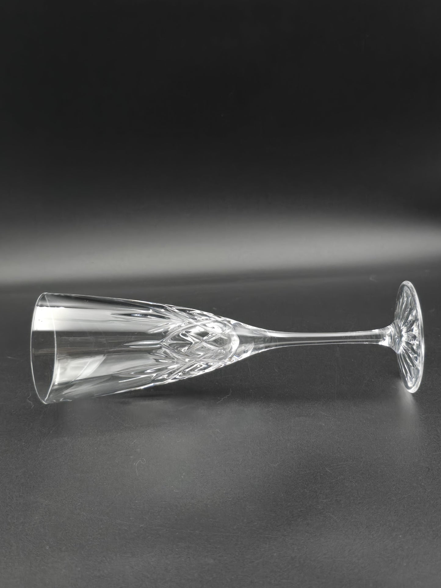 Edinburgh Crystal Romeo Champagne Flute | 200ml | Made in Scotland | Tall Cut Crystal Glass | Wedding Toast | Vintage Crystal