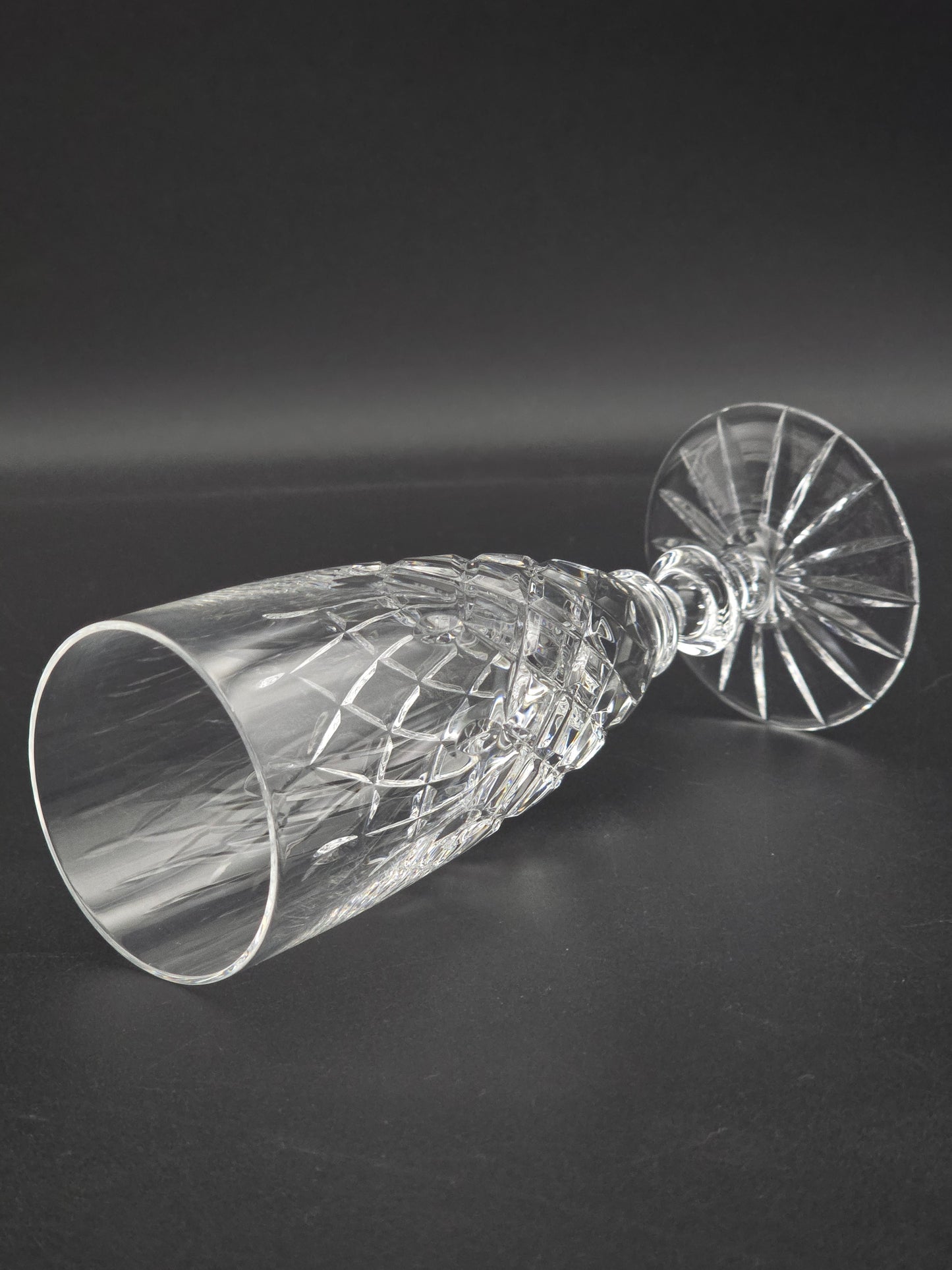 Set of 4 small Crystal Champagne flutes. 120ml