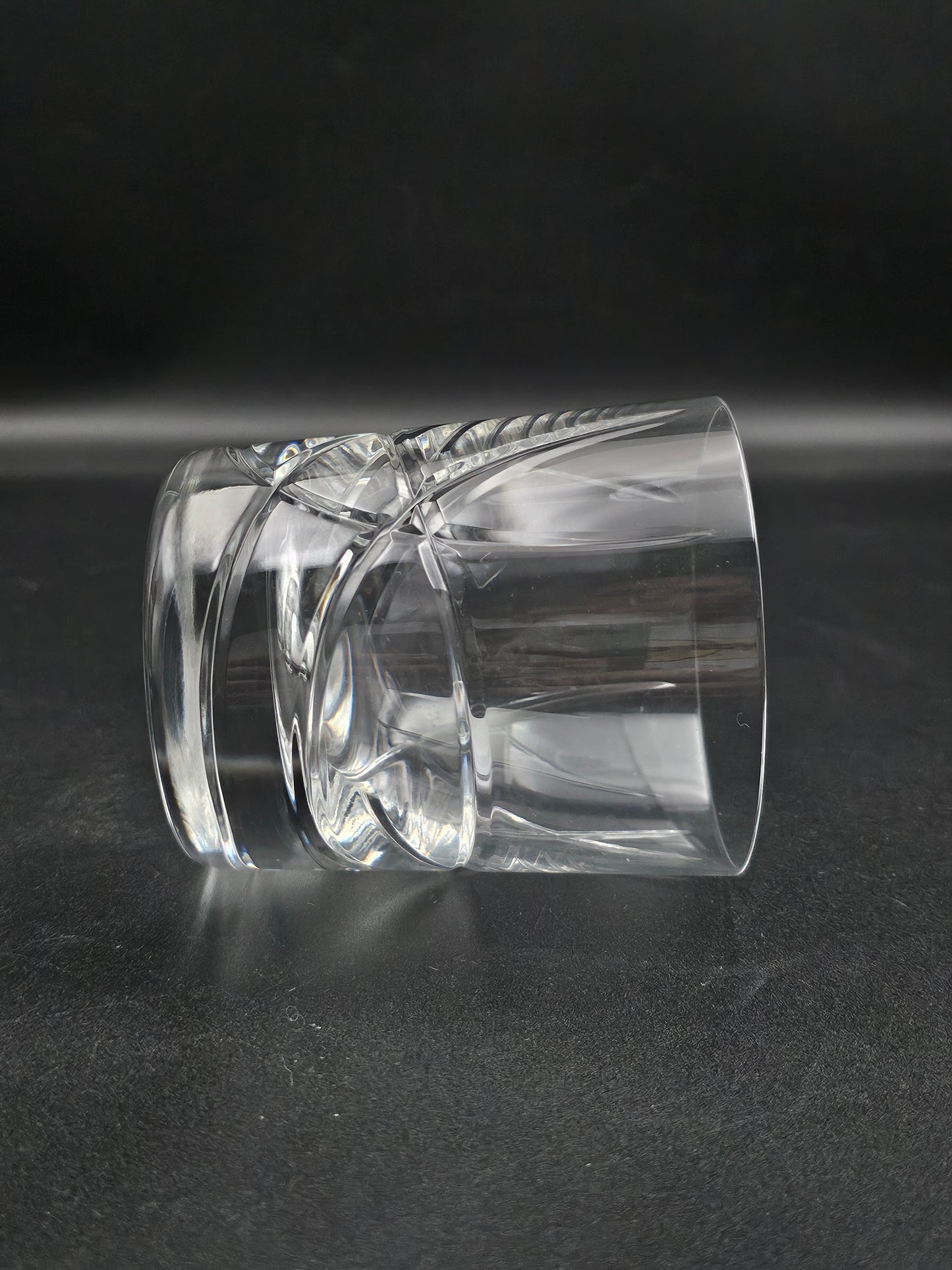 Set of 6 Heavy bottomed Crystal tumblers. 10oz