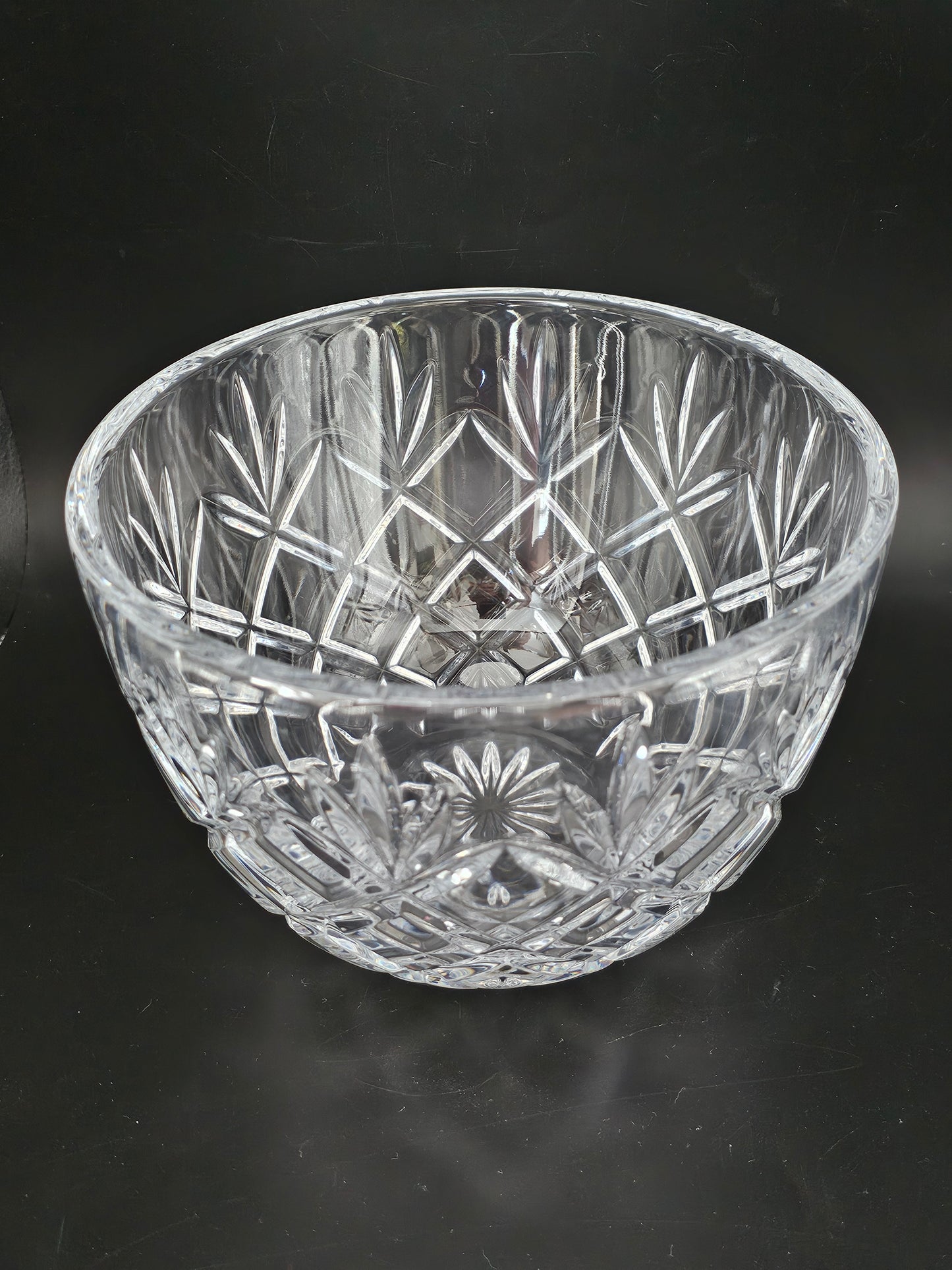 Large Waterford Irish Crystal Bowl. 21cm. 8.5"