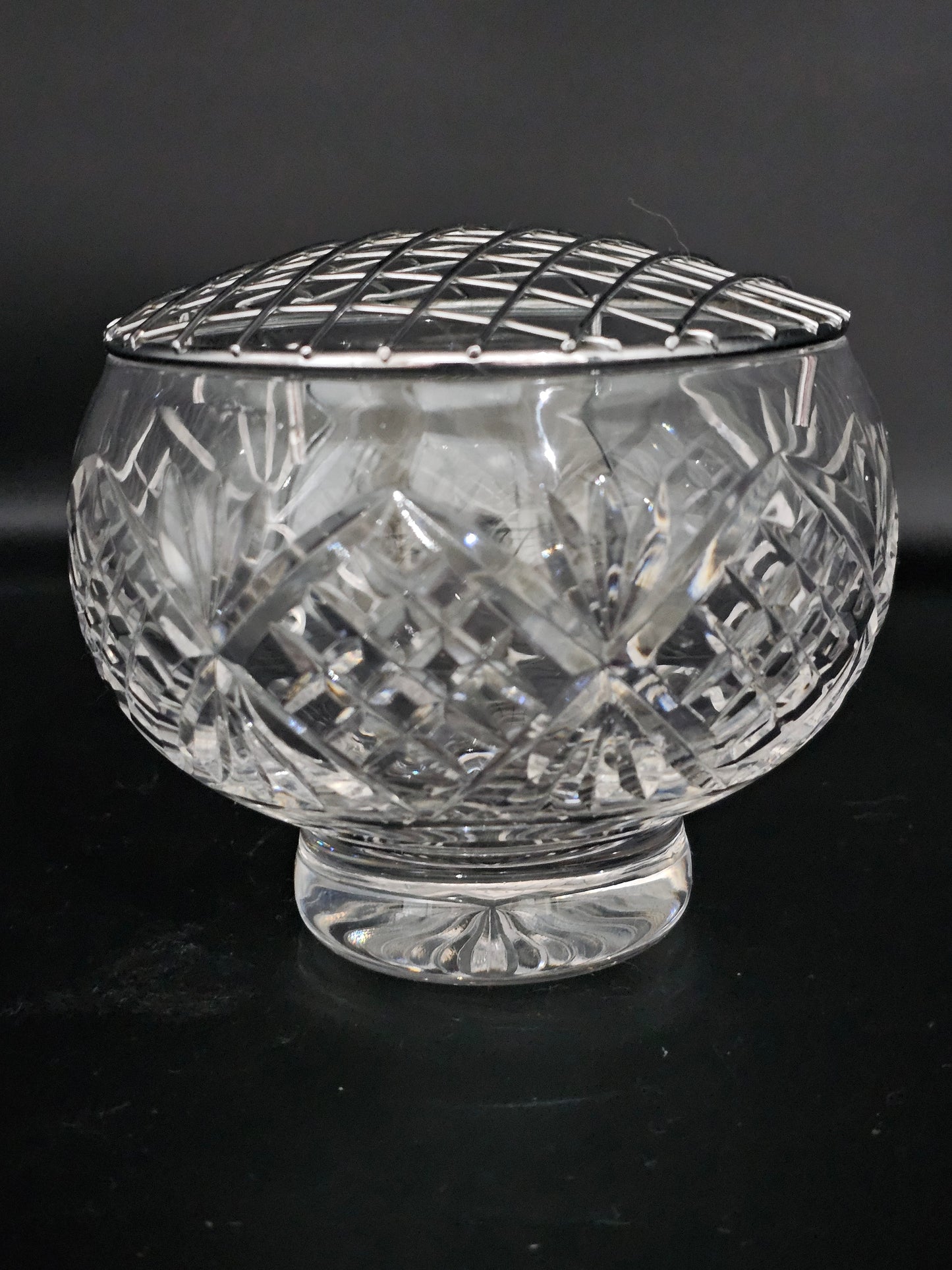 Small Crystal Rose Posy Flower bowl 12.5cm wide