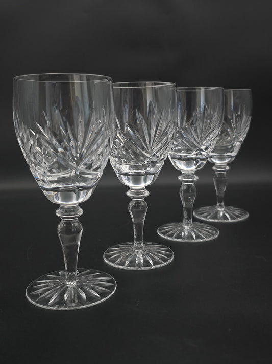 Set of 4 Edinburgh Crystal Stirling Pattern Crystal wine glasses. 200ml. 15.5cm tall.